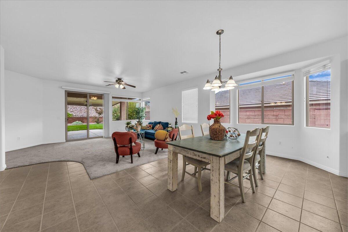 CORAL CANYON - Residential