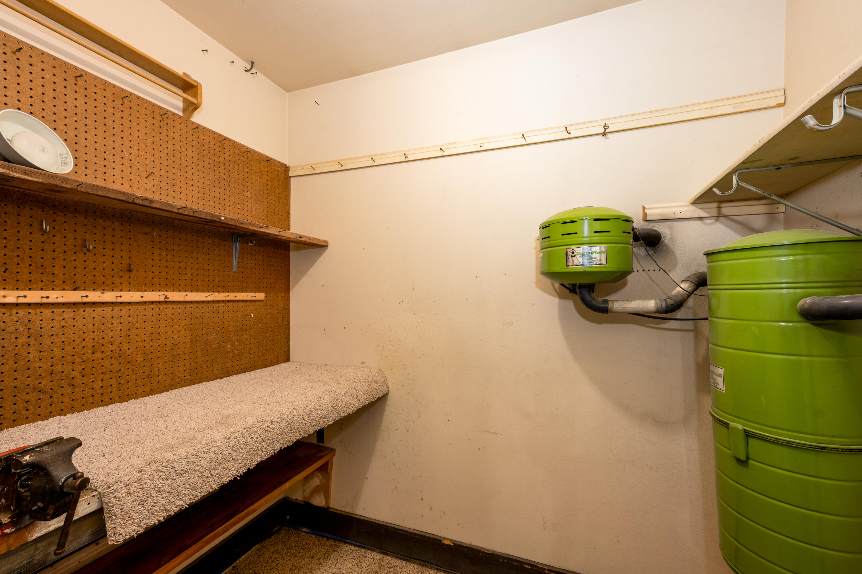 BLOOMINGTON COUNTRY CLUB - Residential