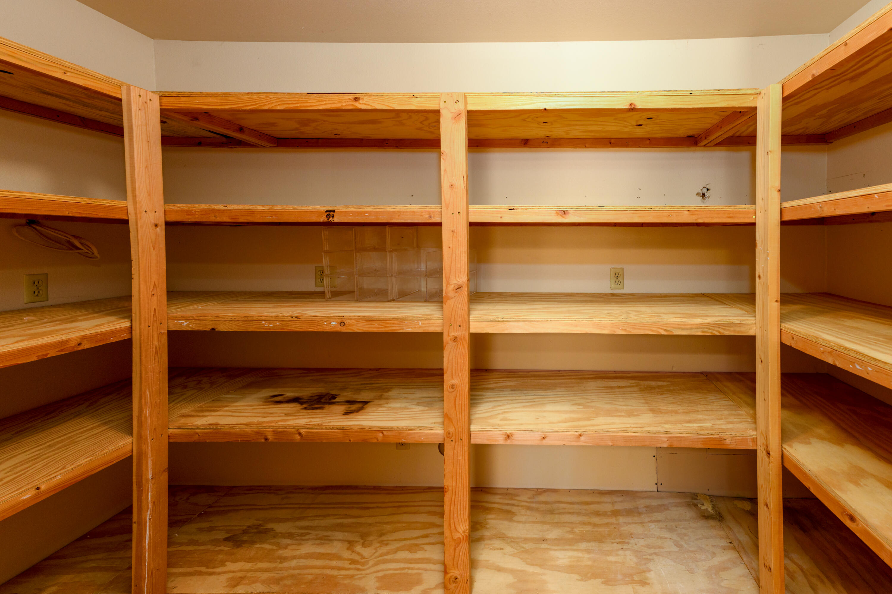 BLOOMINGTON COUNTRY CLUB - Residential