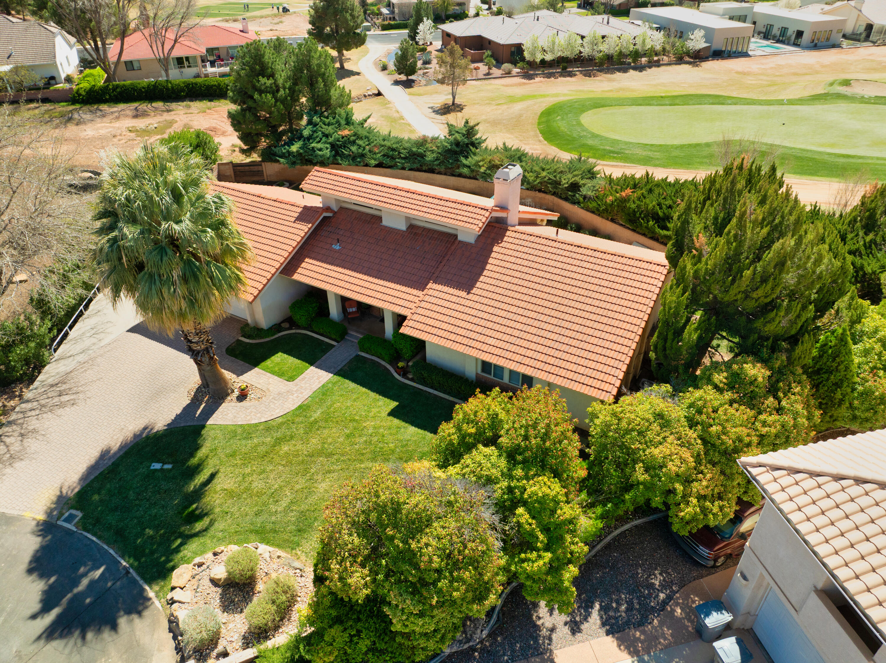 BLOOMINGTON COUNTRY CLUB - Residential