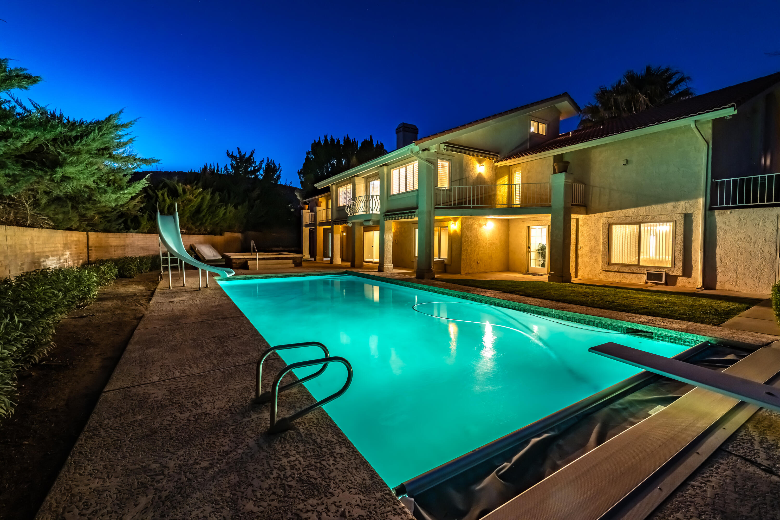 BLOOMINGTON COUNTRY CLUB - Residential