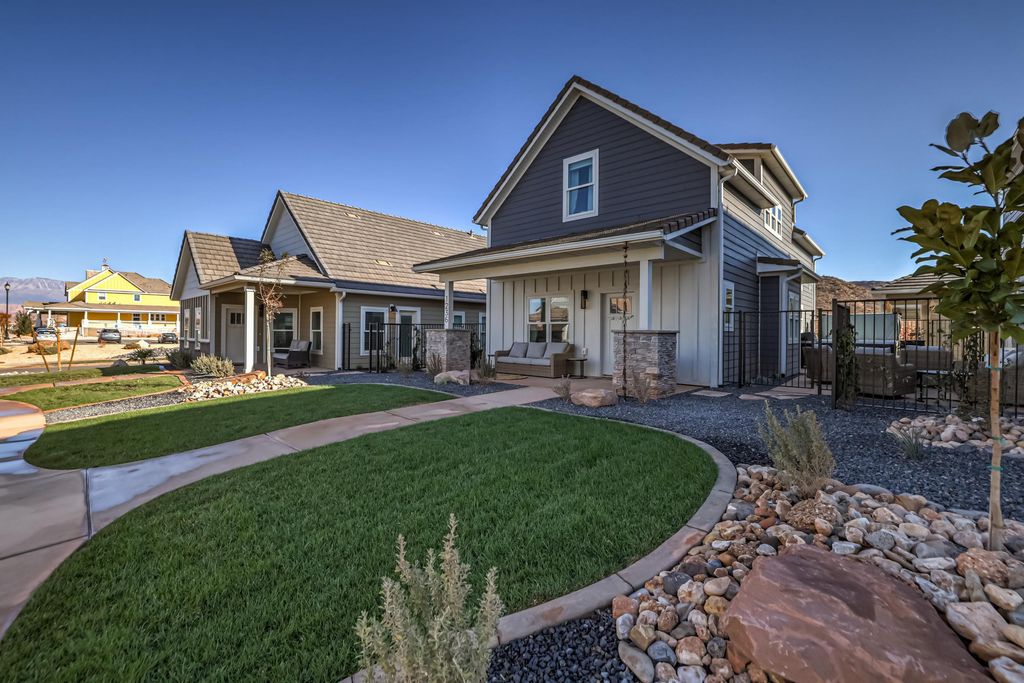 Photo of 1236 E VILLA Way, Washington, UT 84780 (MLS # 26-270892)