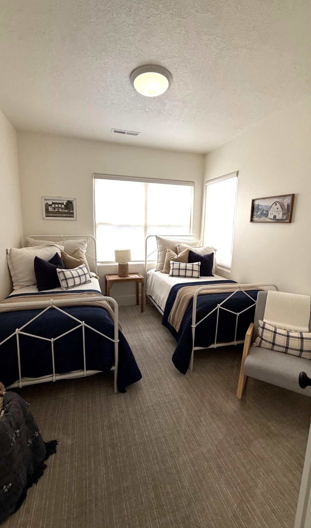 LAGUNA AT GREEN SPRINGS - Residential