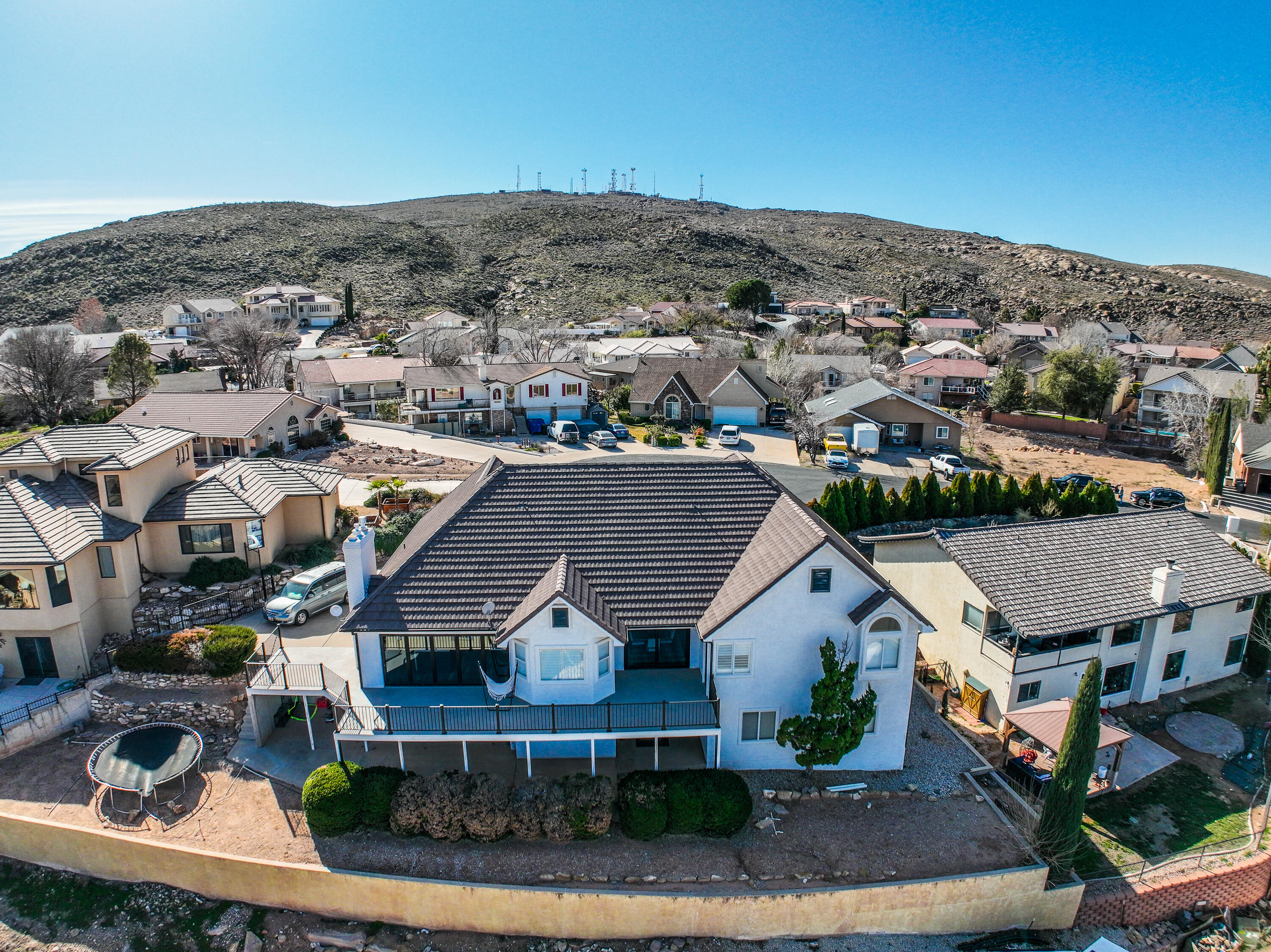 BLOOMINGTON HILLS - Residential