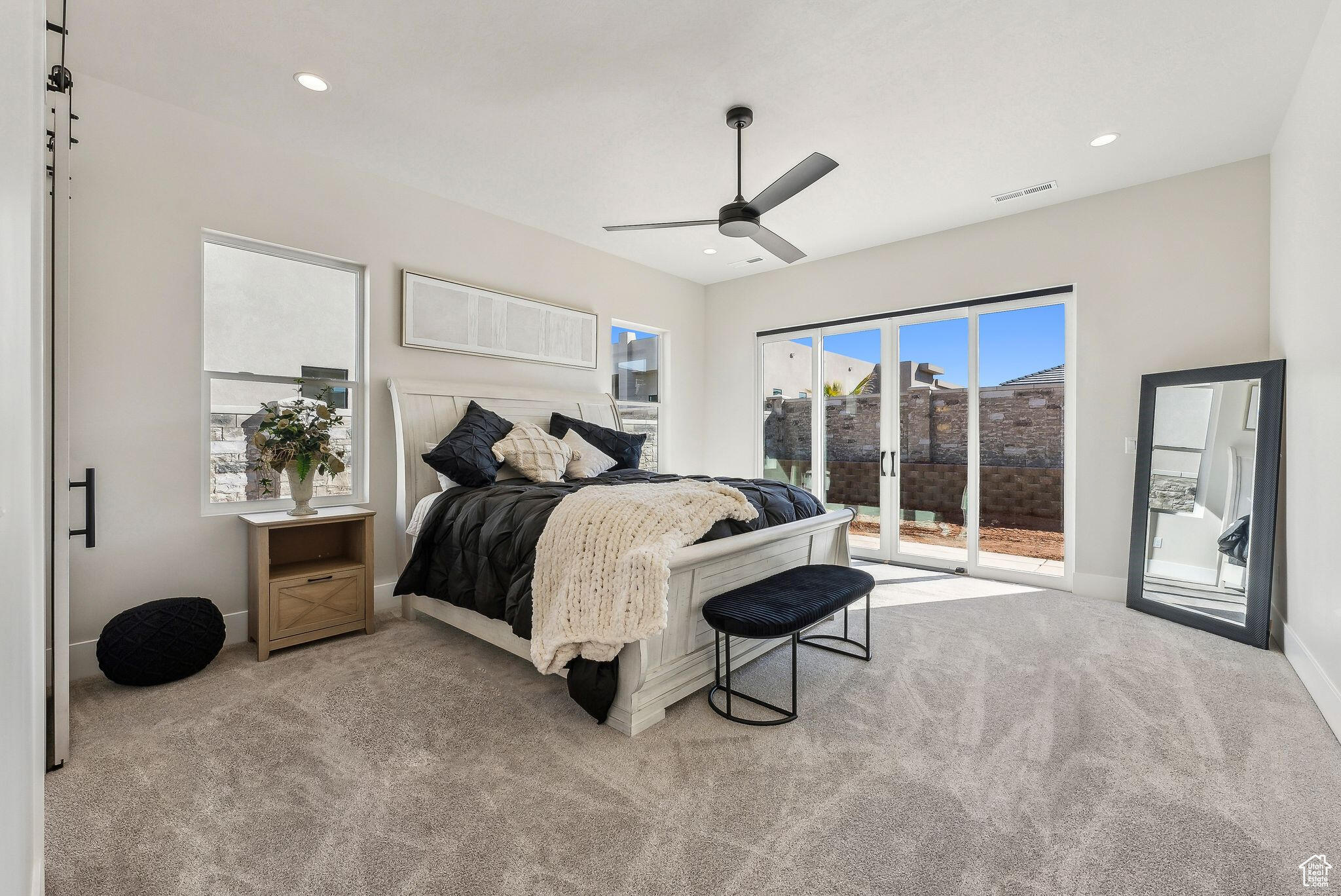 HAWKEYE POINTE SUB - Residential