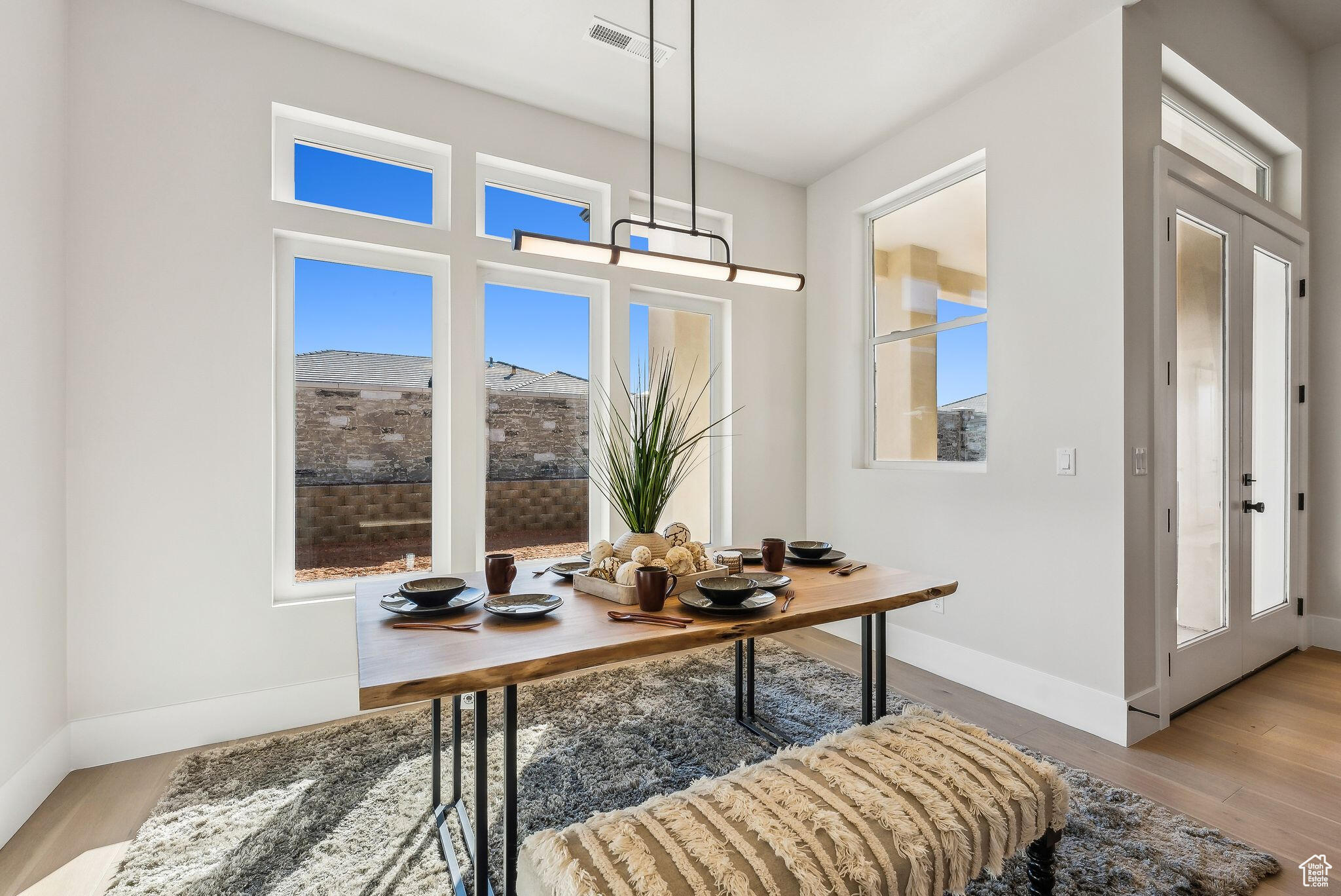 HAWKEYE POINTE SUB - Residential