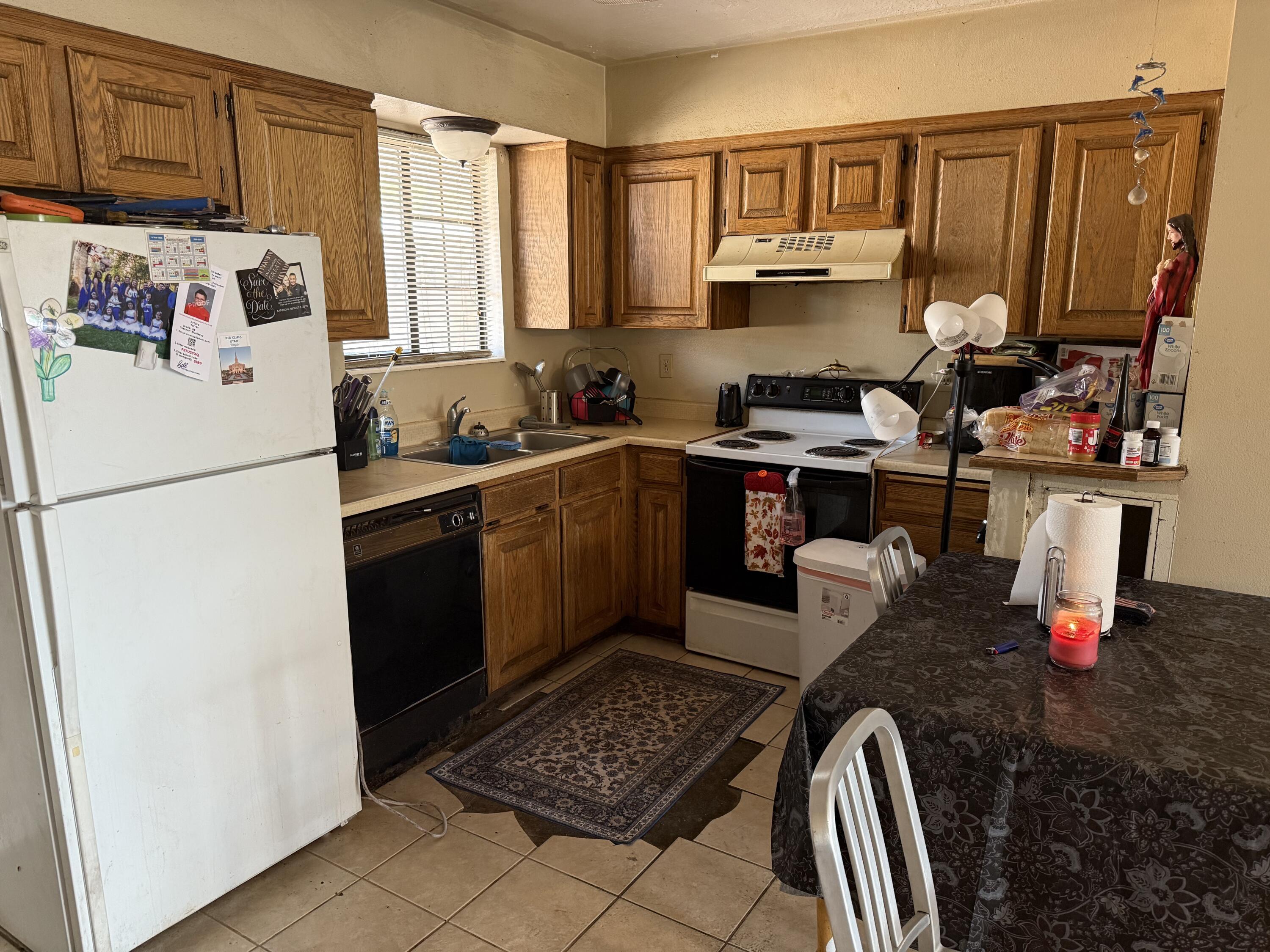 COLOR VIEW TOWNHOMES - Residential