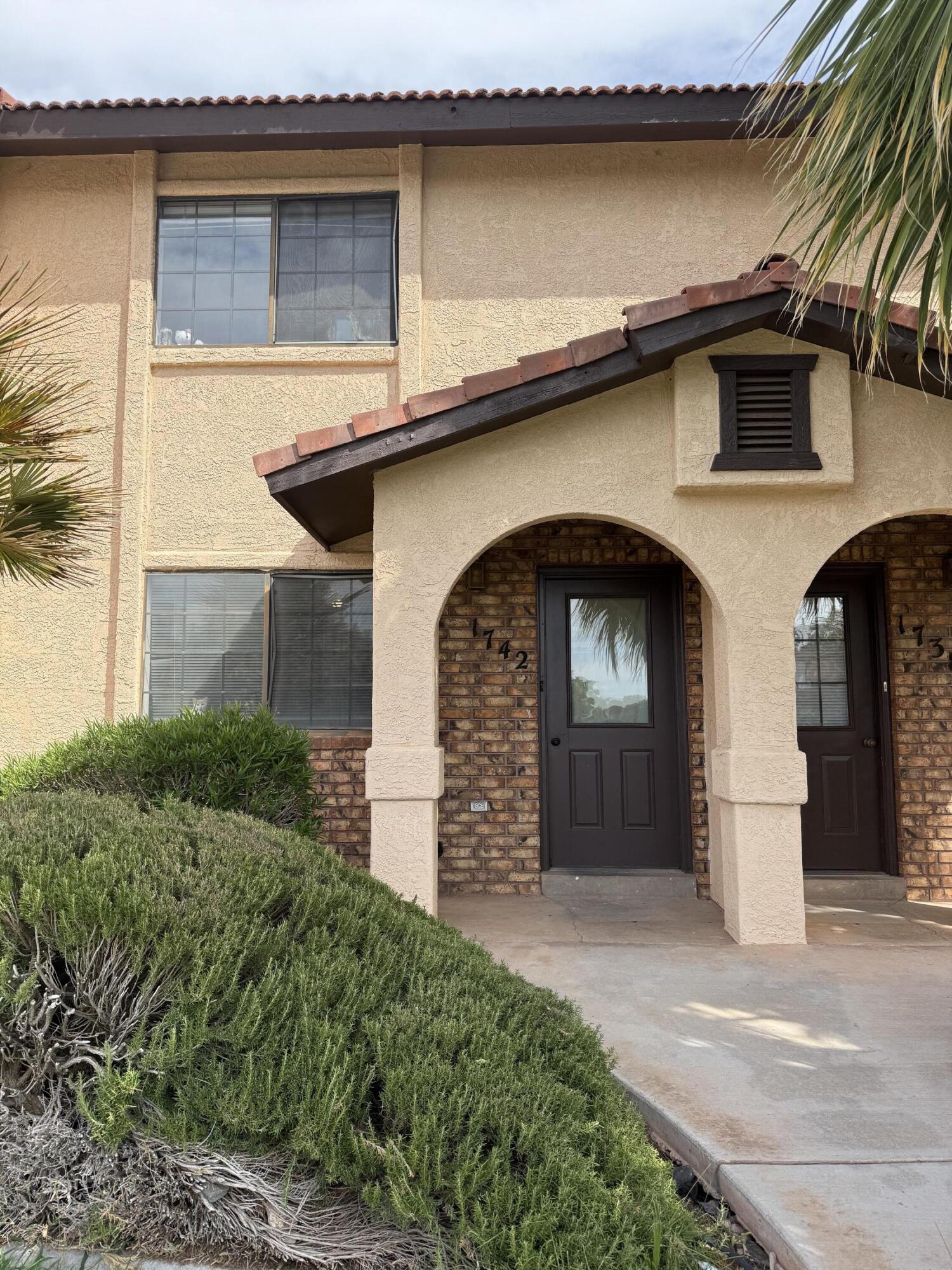 COLOR VIEW TOWNHOMES - Residential