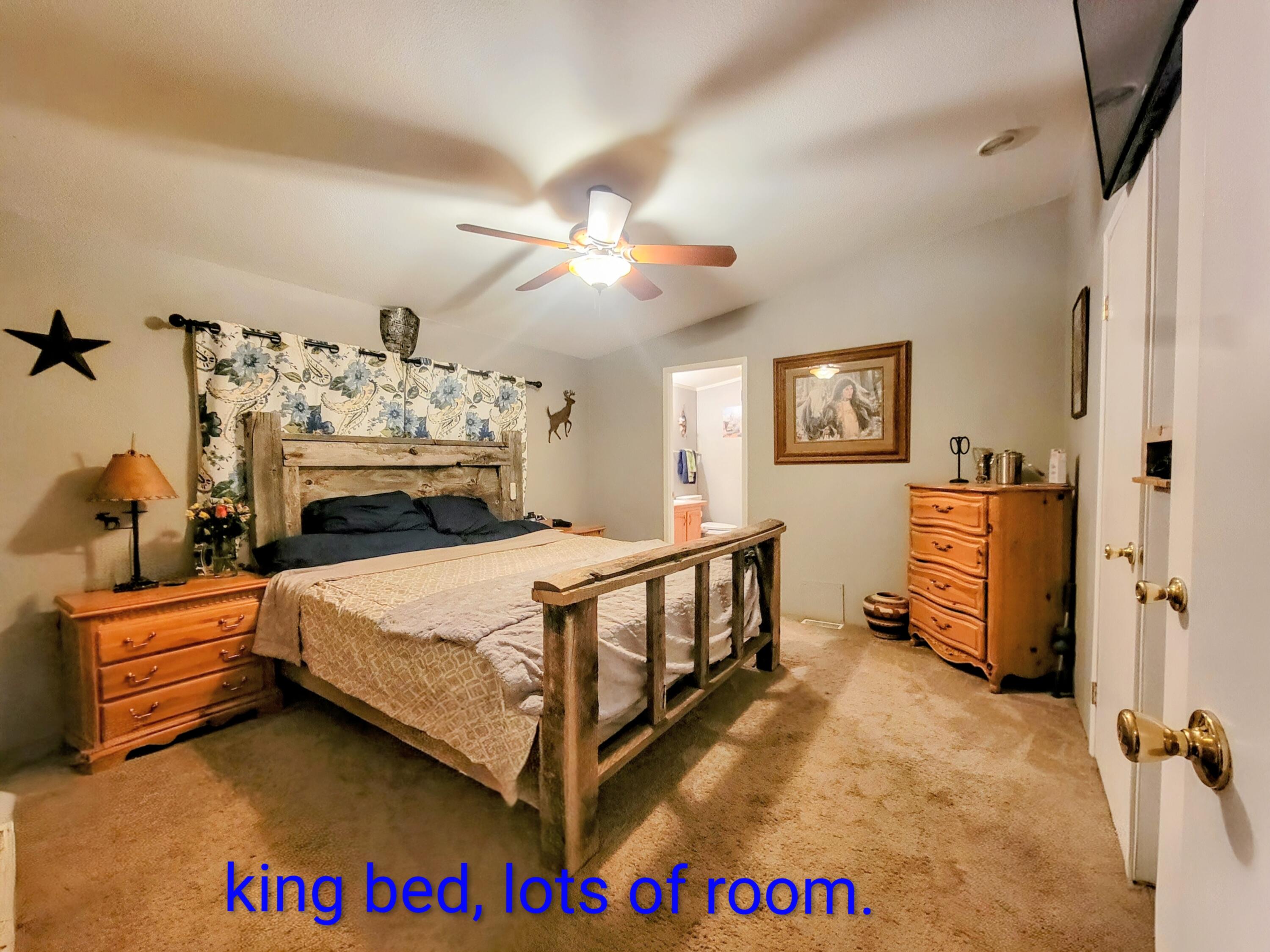 EAGLE ROCK - Residential