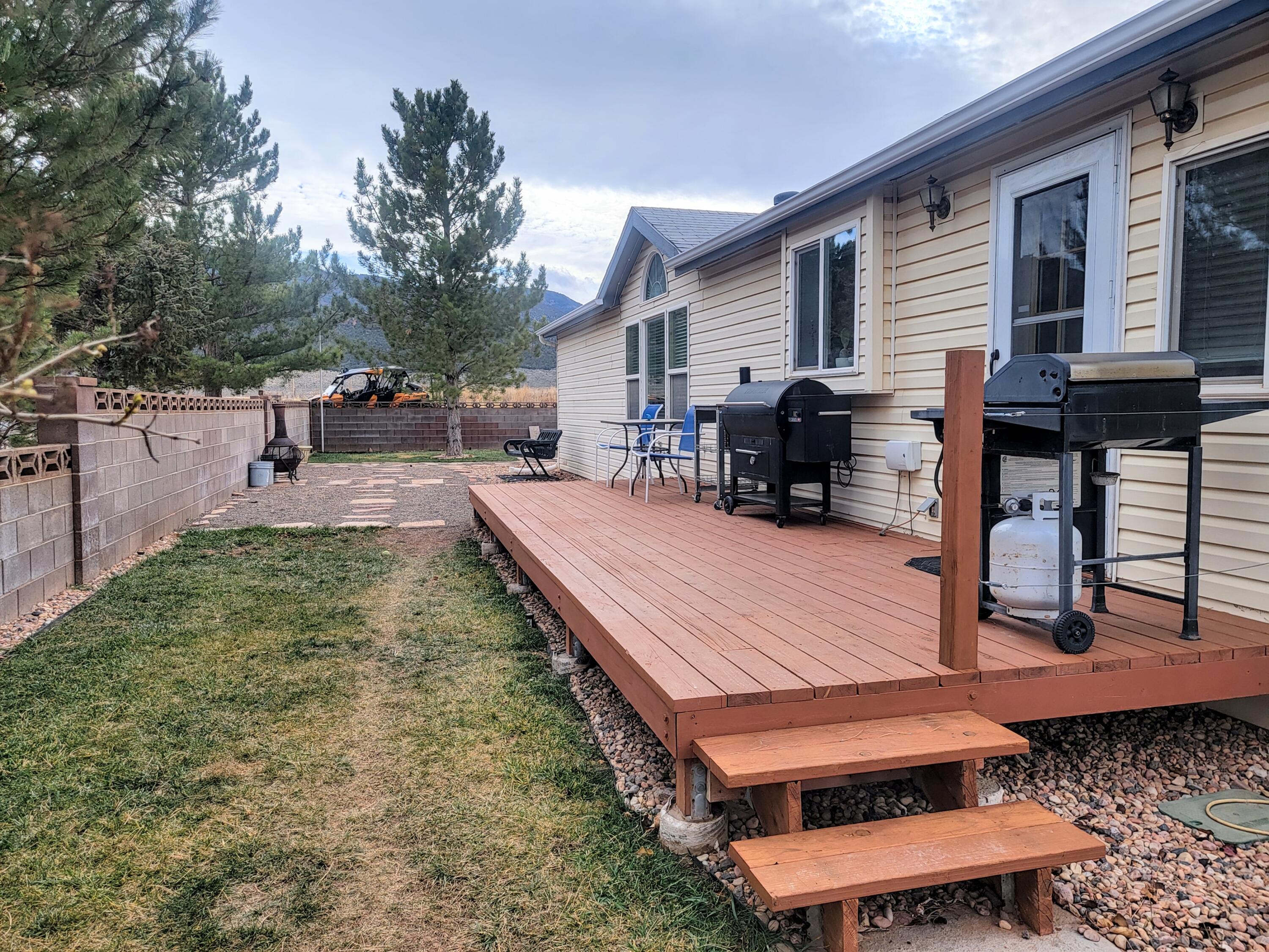 EAGLE ROCK - Residential