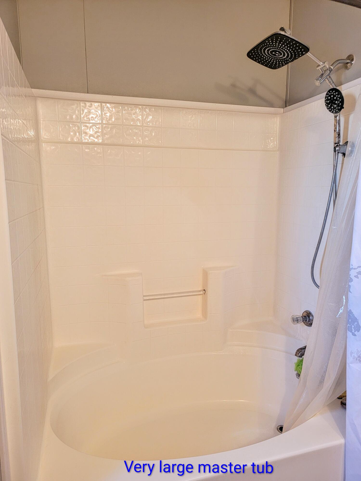 EAGLE ROCK - Residential