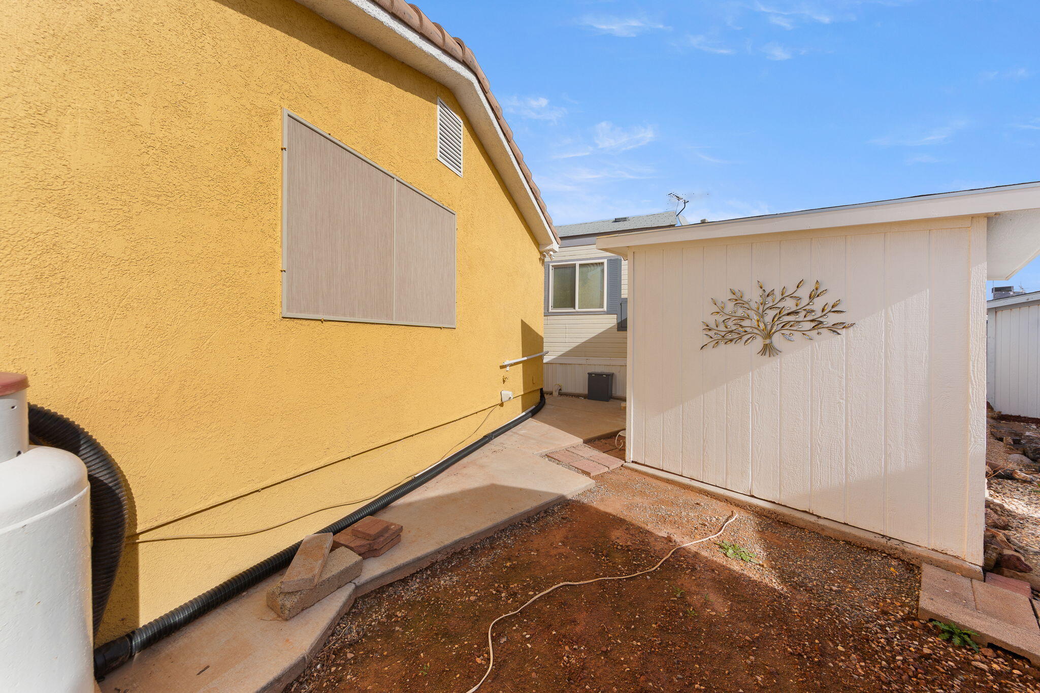 DIXIE DOWNS RV RESORT - Residential