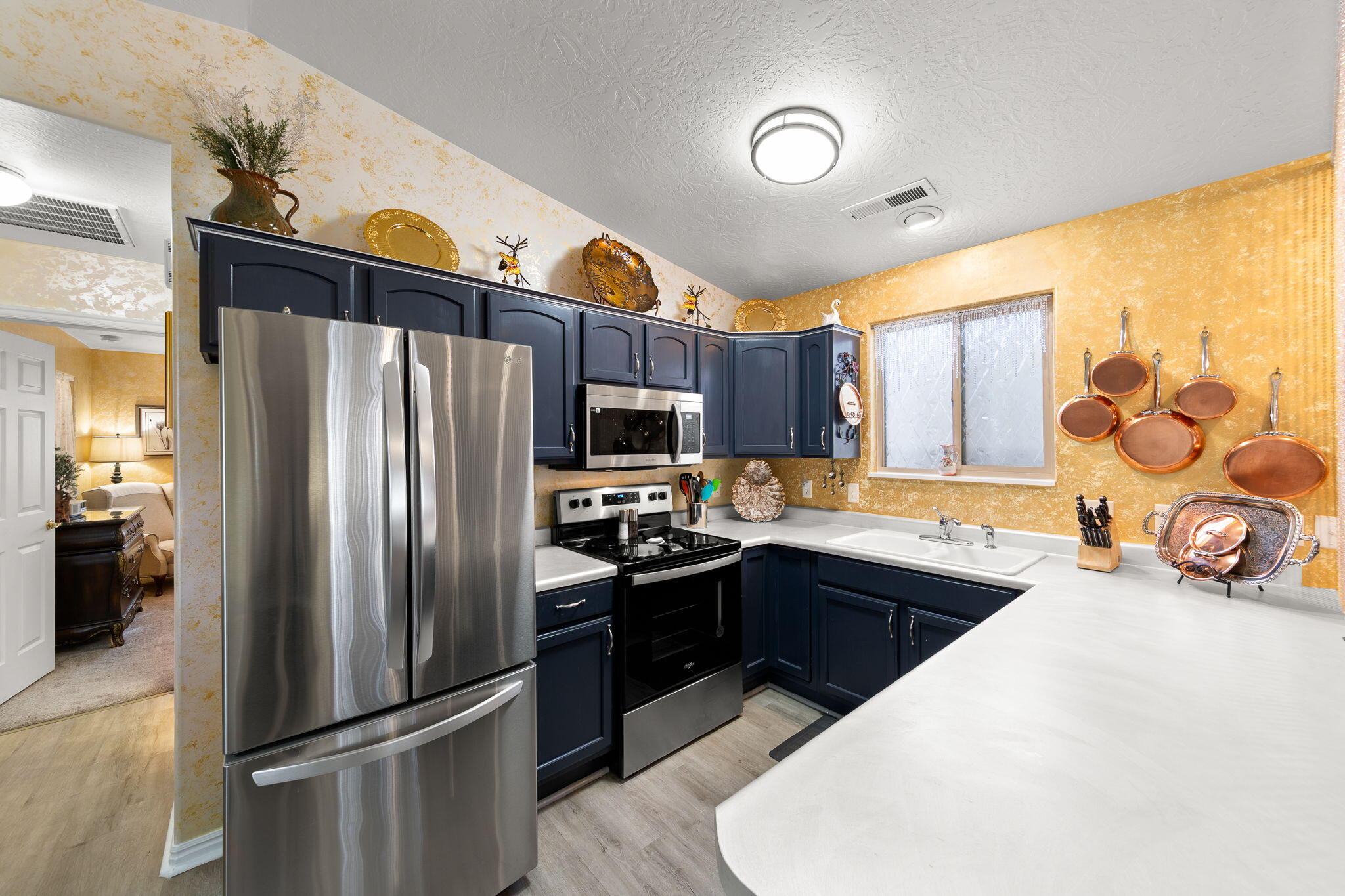 DIXIE DOWNS RV RESORT - Residential