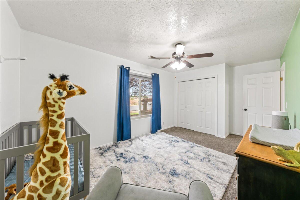 BLOOMINGTON HILLS - Residential