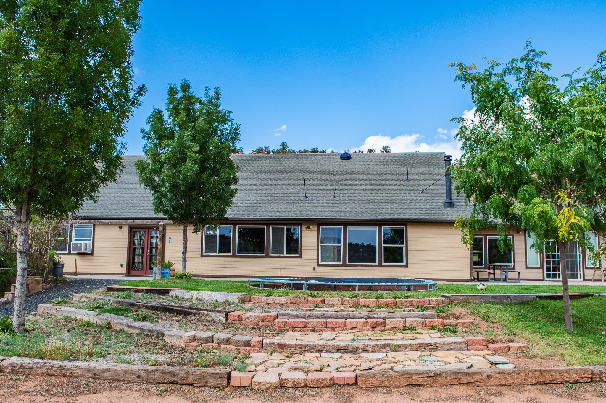 APPLE VALLEY RANCH GOOSEBERRY - Residential