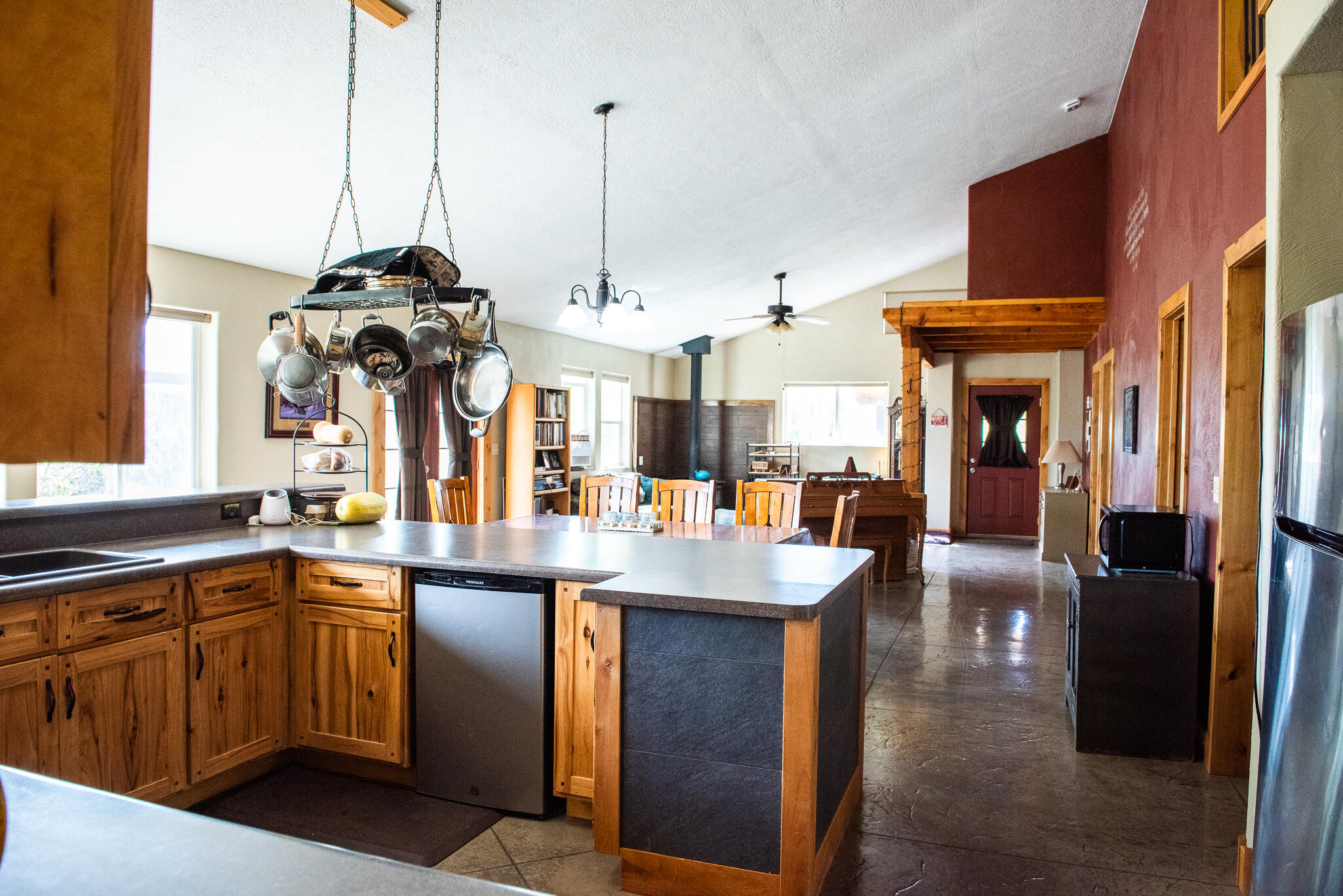 APPLE VALLEY RANCH GOOSEBERRY - Residential