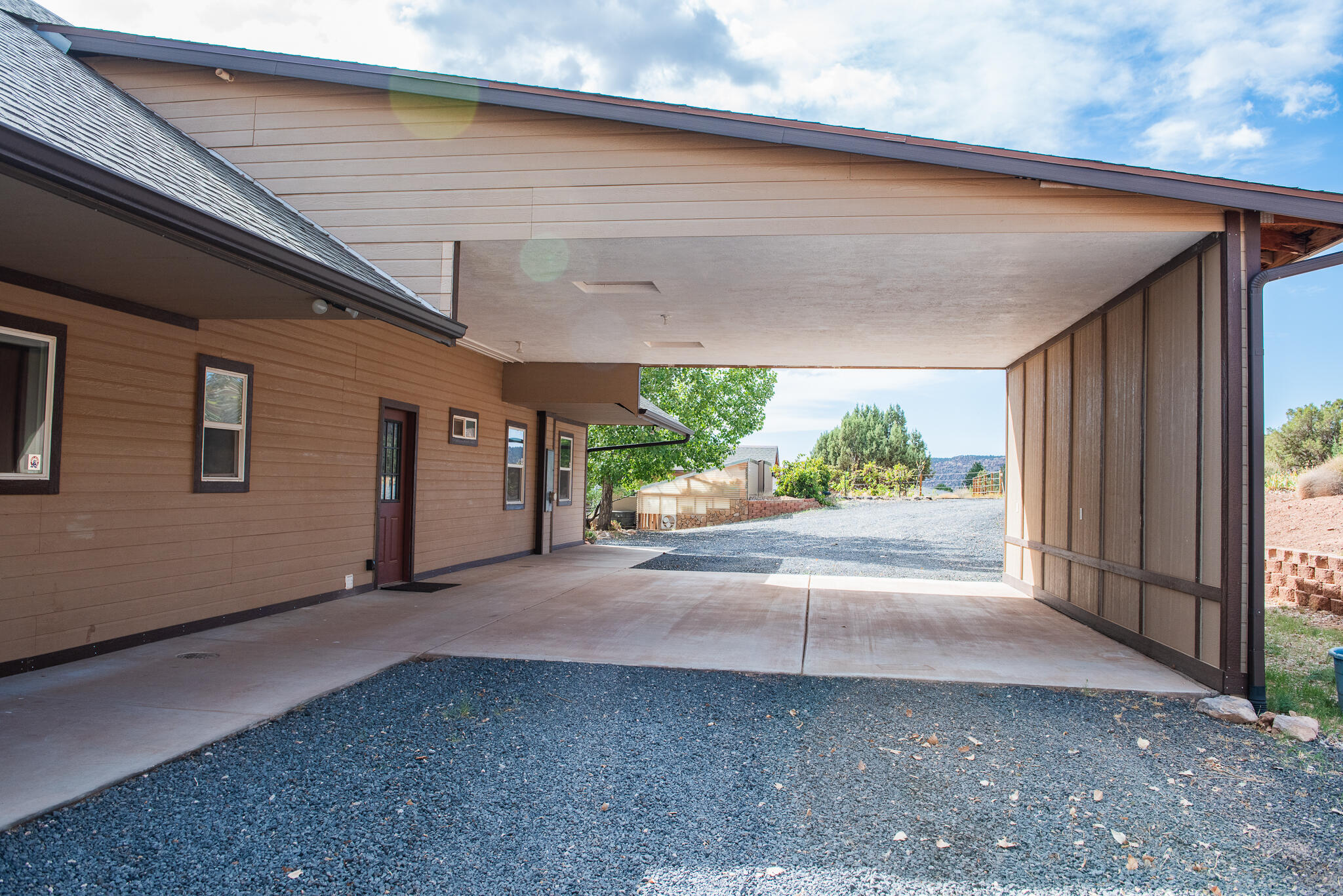 APPLE VALLEY RANCH GOOSEBERRY - Residential