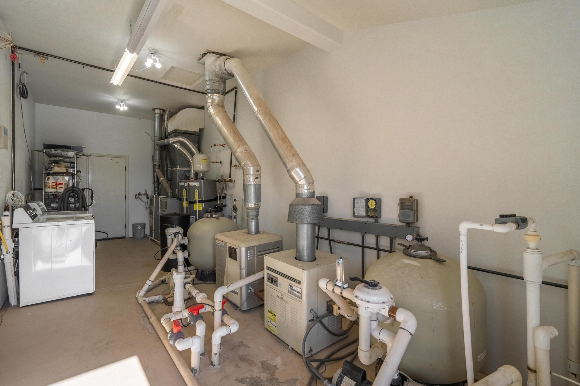 LION'S HEAD HILLTOP ESTATES AT GREEN SPRINGS - Residential