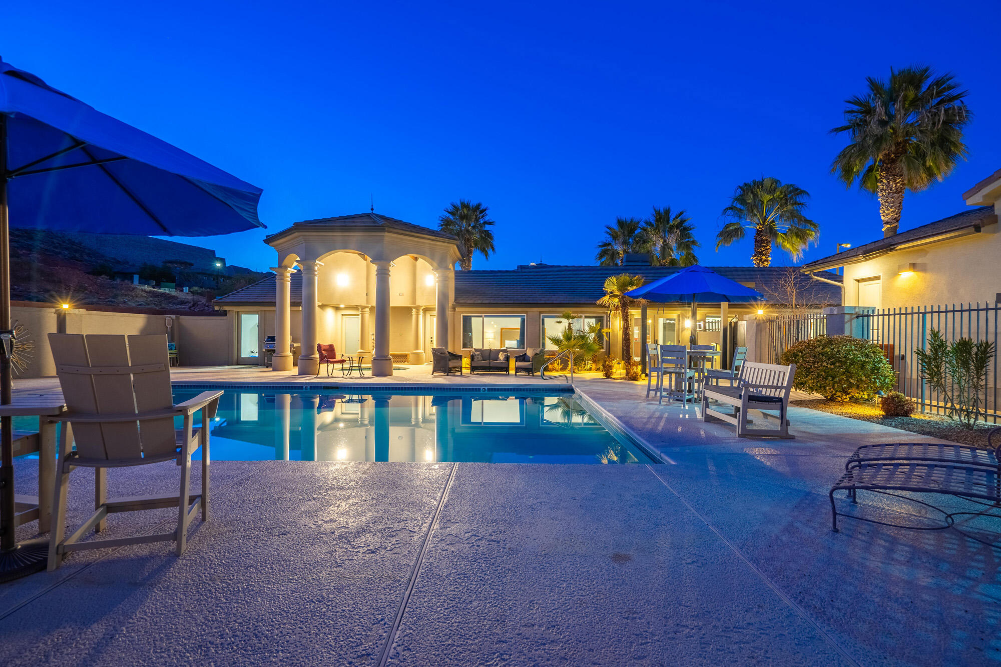 LION'S HEAD HILLTOP ESTATES AT GREEN SPRINGS - Residential