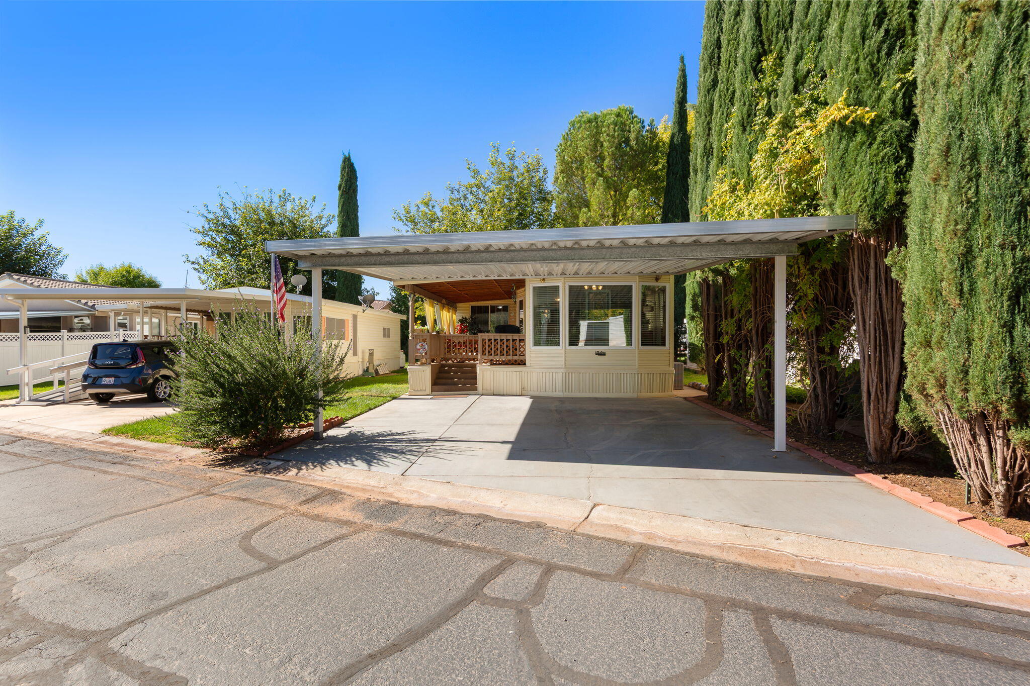 KINGS ROW ESTATES - Residential