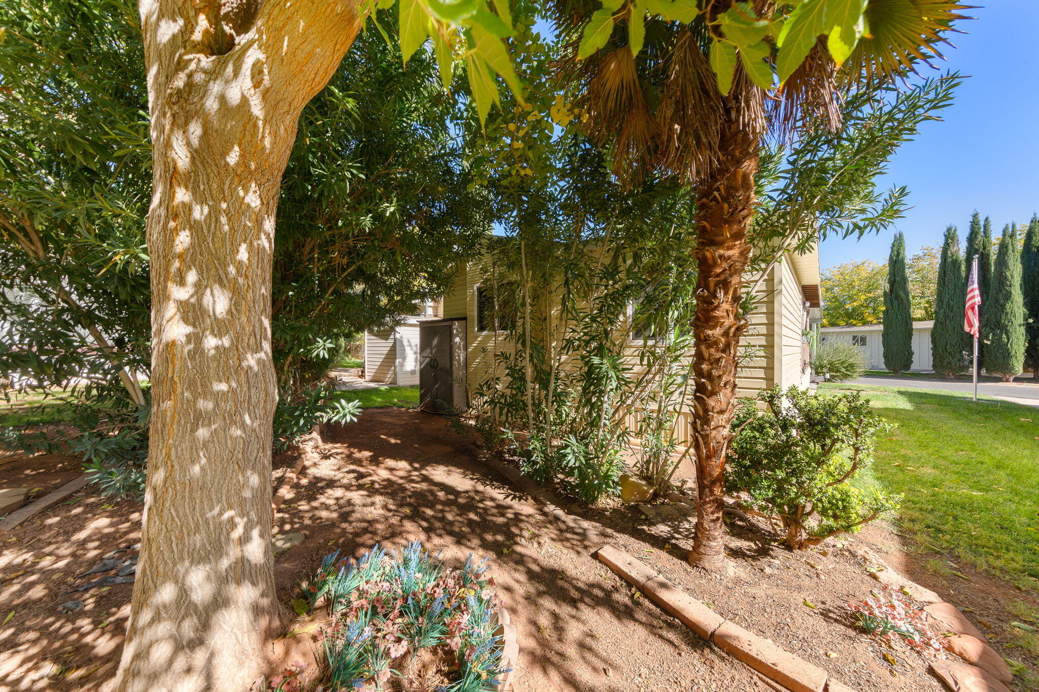 KINGS ROW ESTATES - Residential