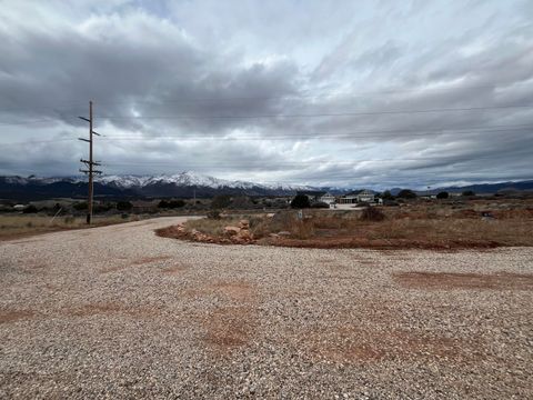 Tiny photo for 1913 S Badger Way, New Harmony, UT 84757 (MLS # 26-271439)
