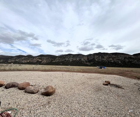 Photo of 1913 S Badger Way, New Harmony, UT 84757 (MLS # 26-271439)