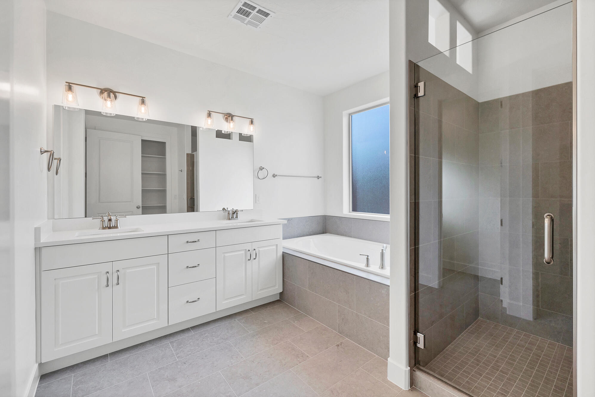 SHOOTING STAR - Residential