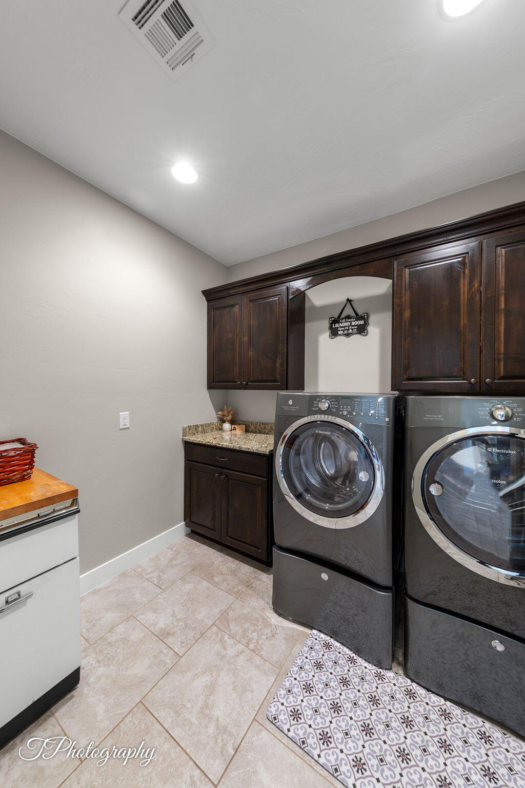 DIXIE SPRINGS - Residential