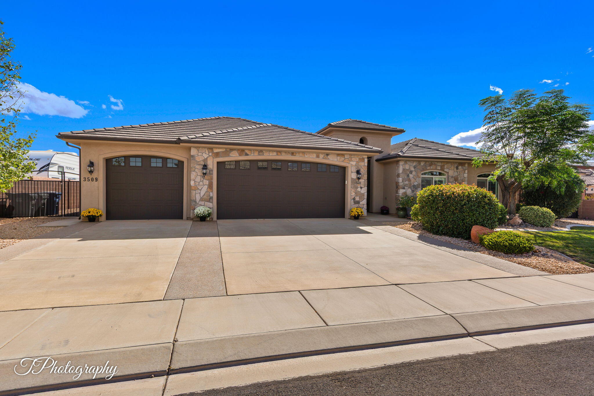 DIXIE SPRINGS - Residential