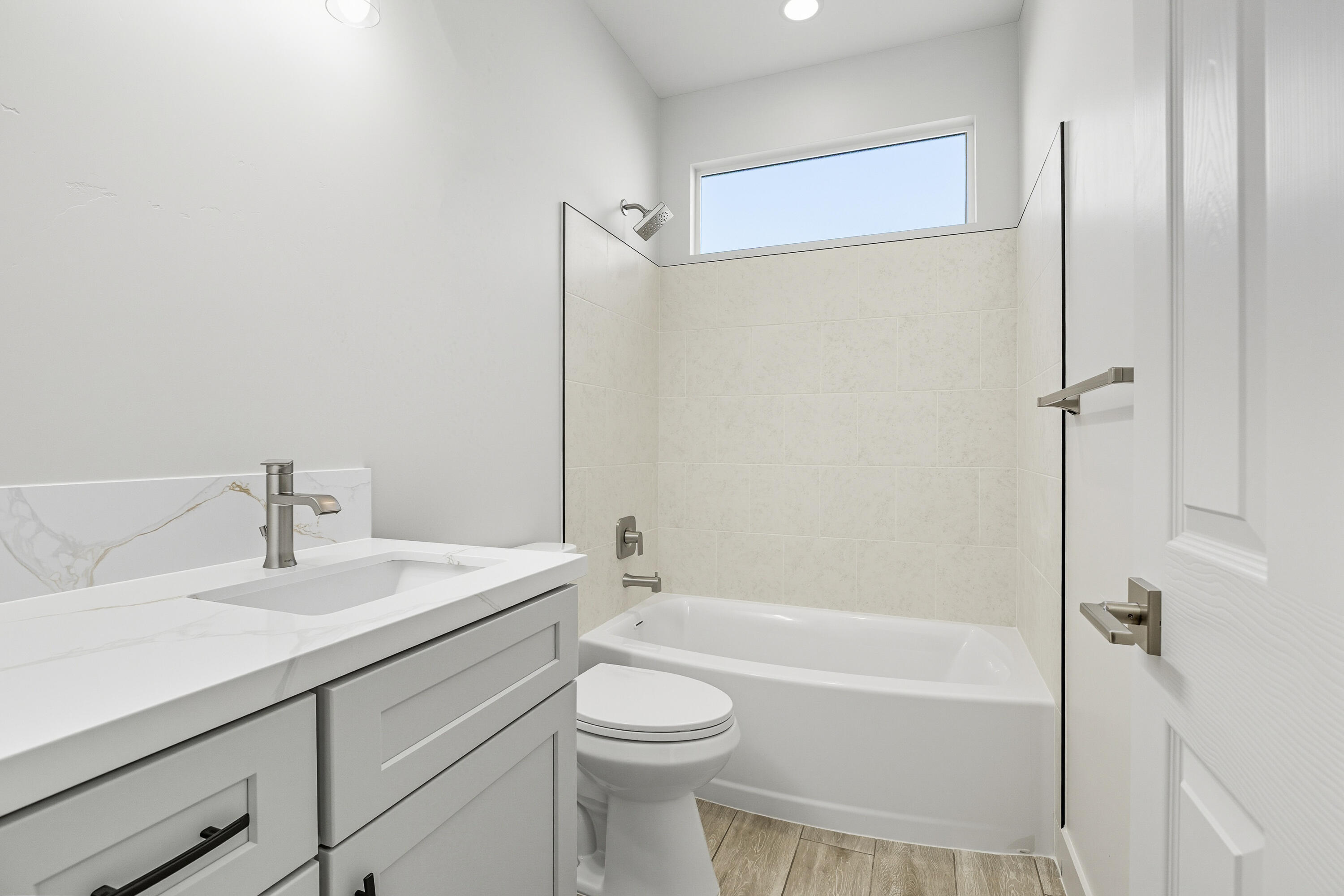 HURRICANE VIEWS - Residential