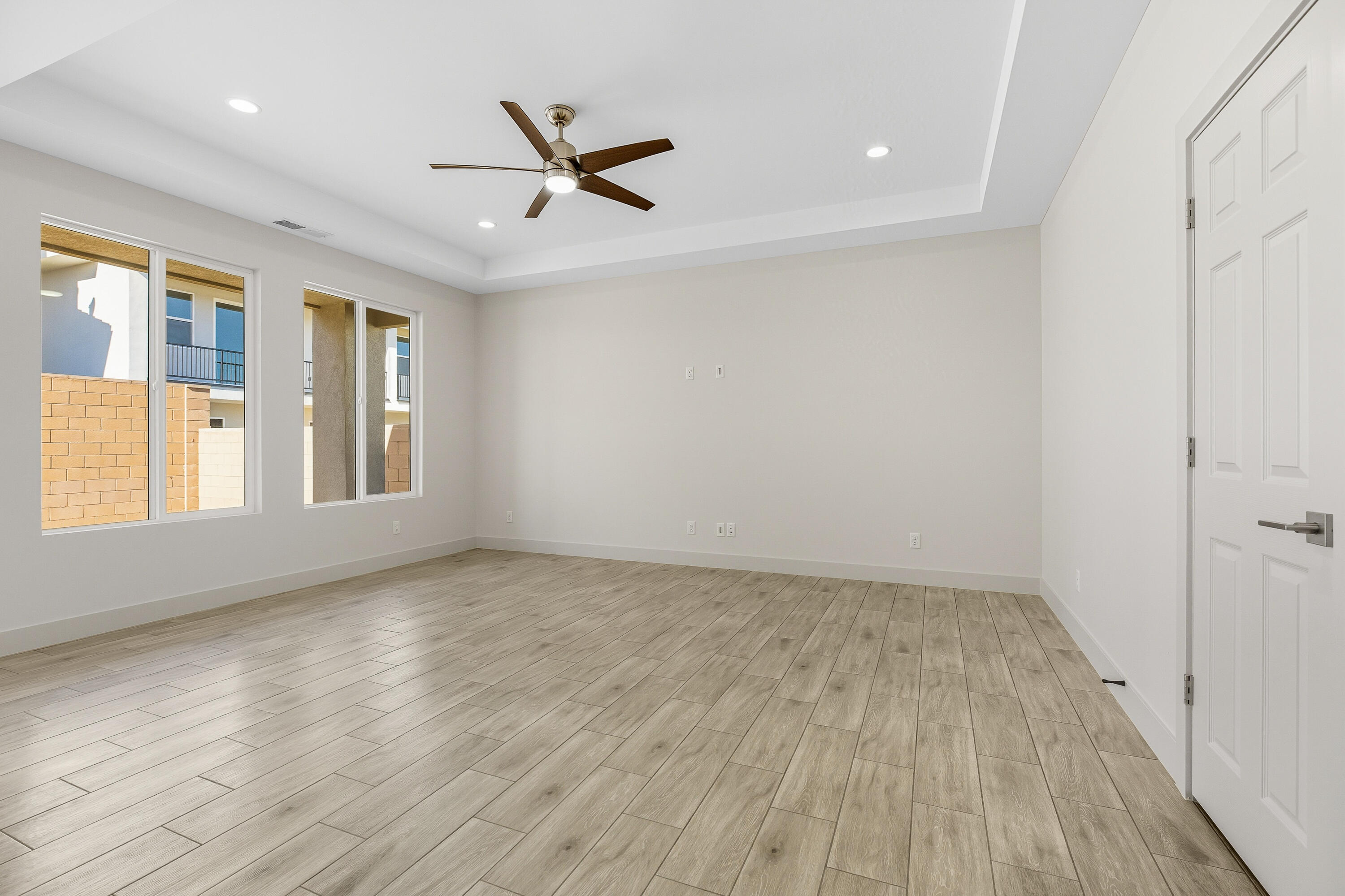 HURRICANE VIEWS - Residential