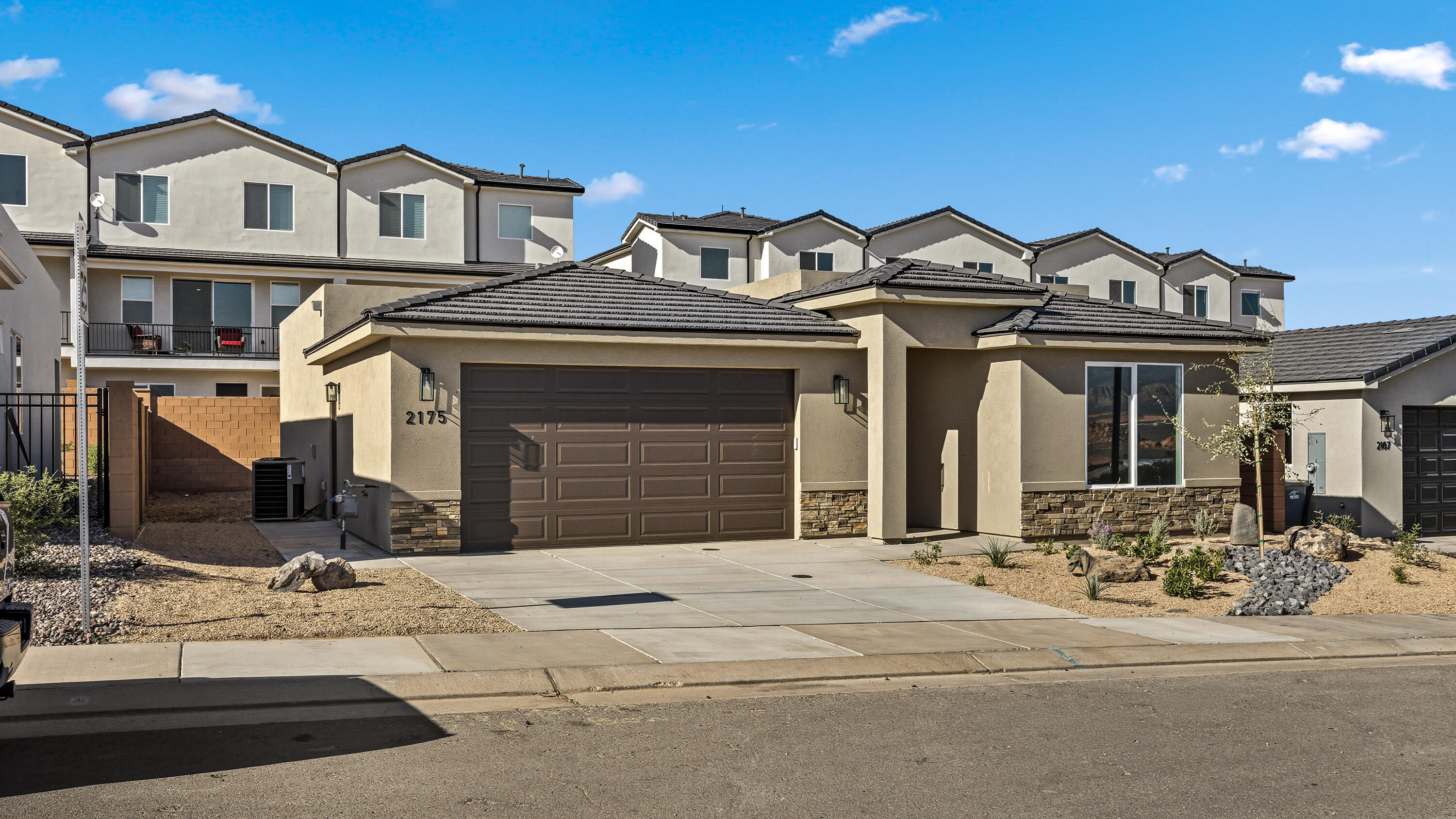 HURRICANE VIEWS - Residential