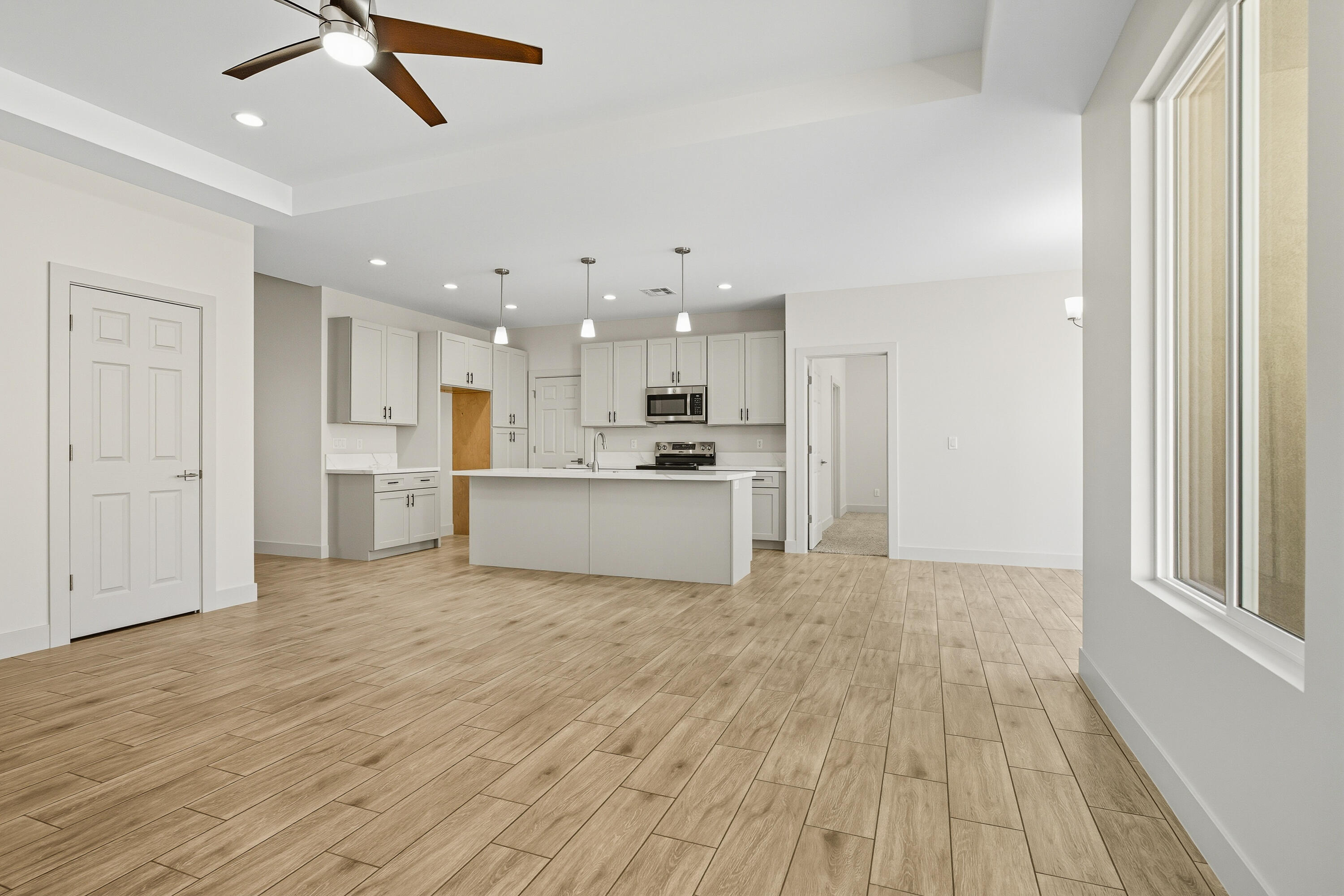 HURRICANE VIEWS - Residential