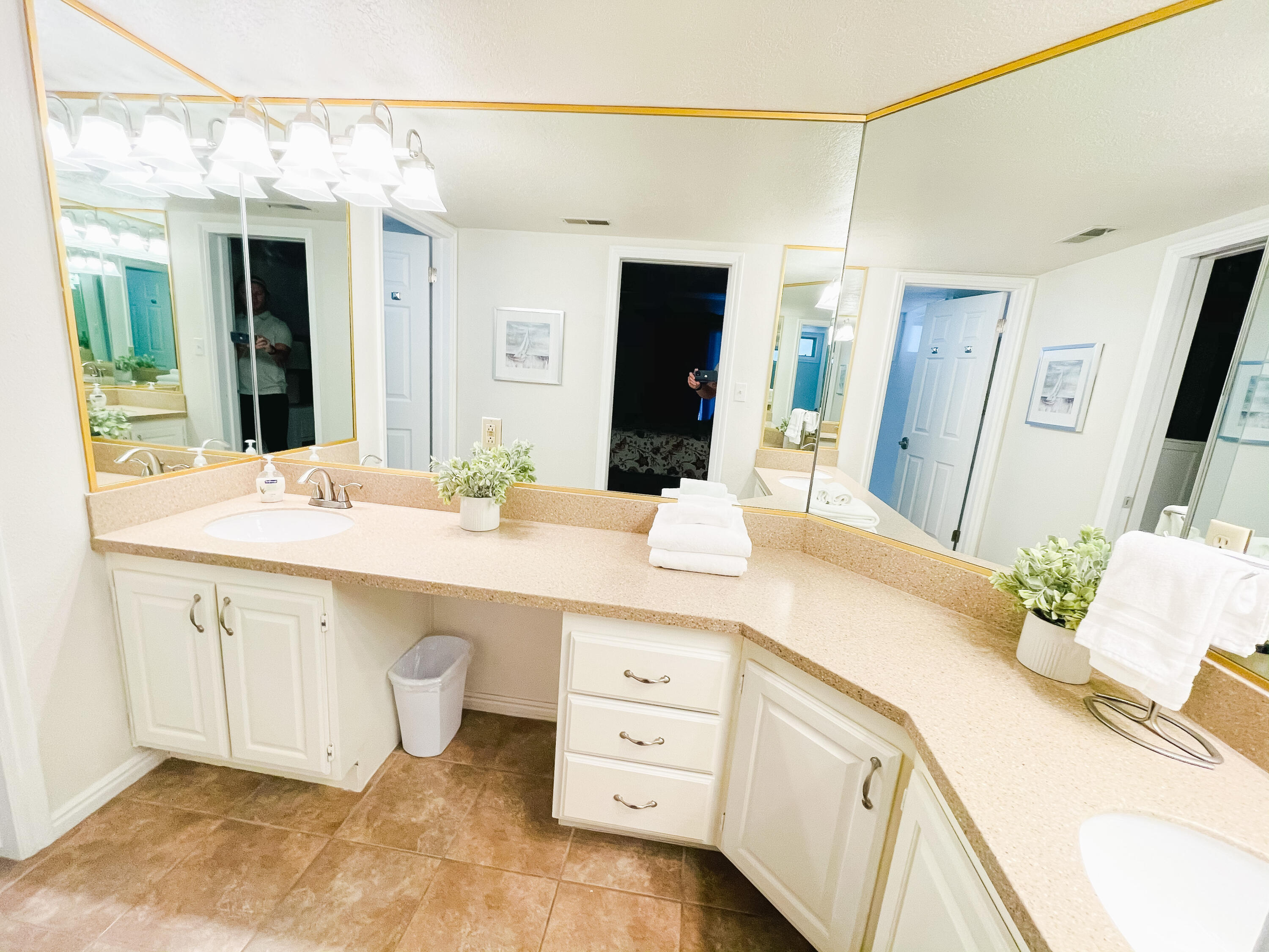 LAS PALMAS RESORT CONDOS - Residential