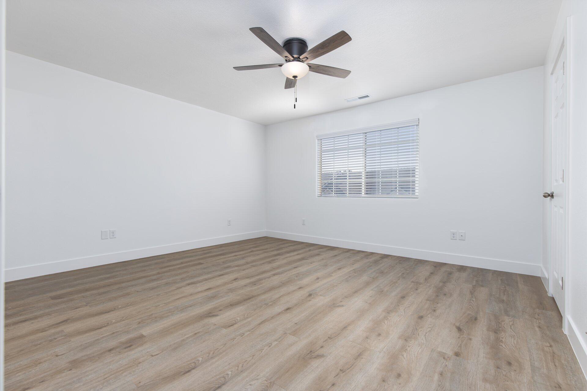 LEXINGTON HILLS TOWNHOMES - Residential