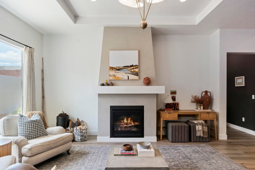 Photo of 1268 E Cheyenne Way, Washington, UT 84780 (MLS # 26-277233)