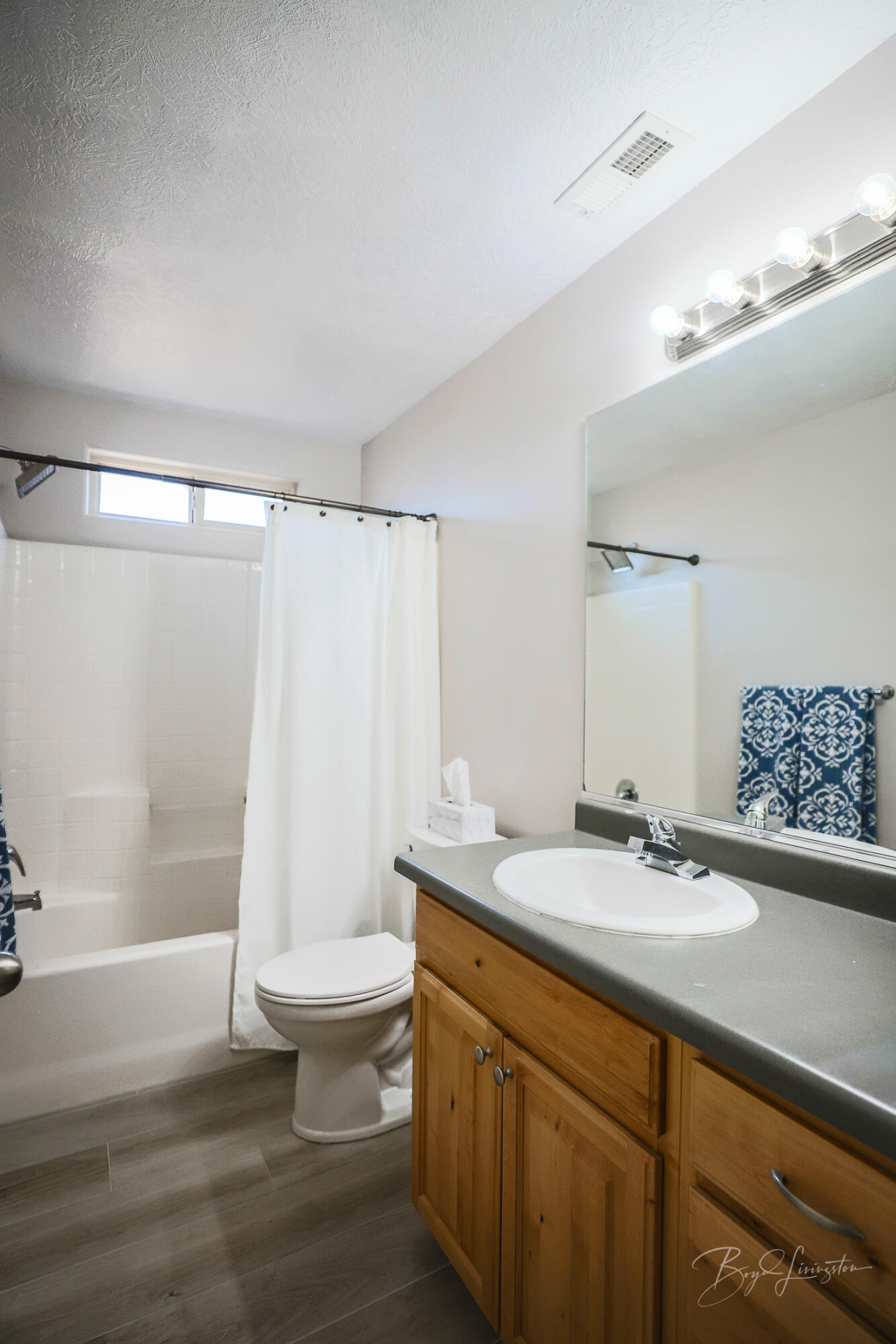 RED CLIFFS PARK - Residential