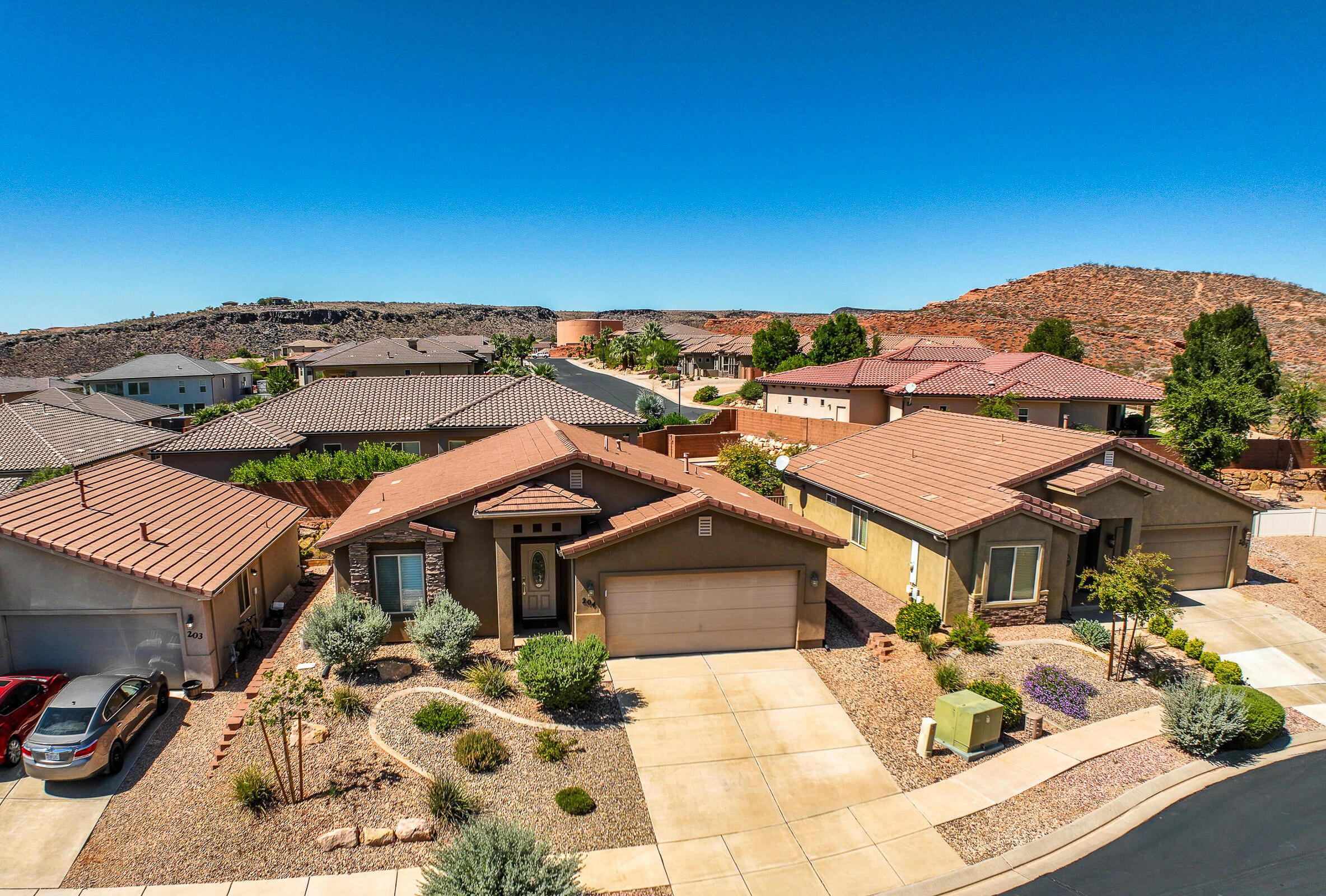 RED CLIFFS PARK - Residential