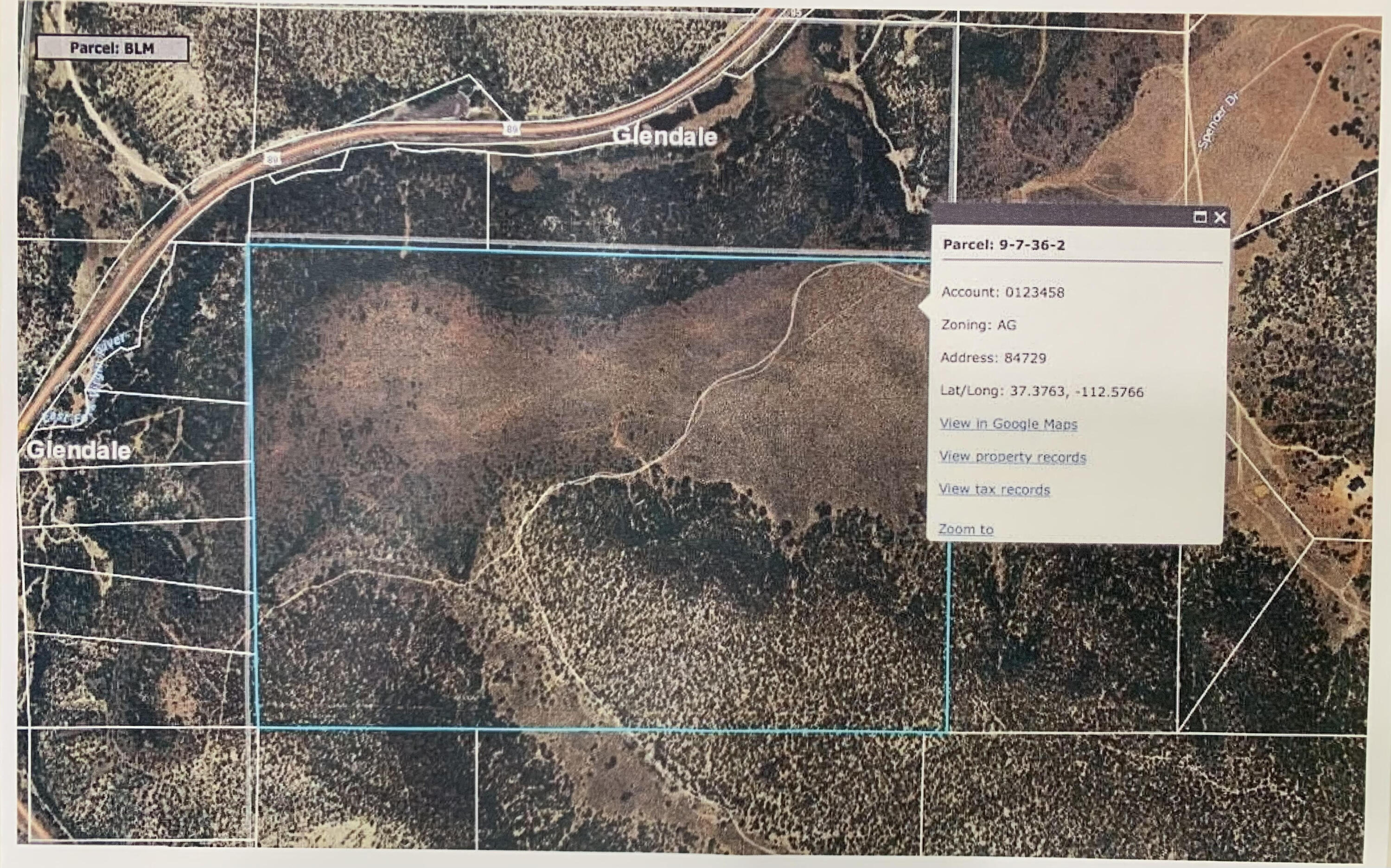 Main image without alt text