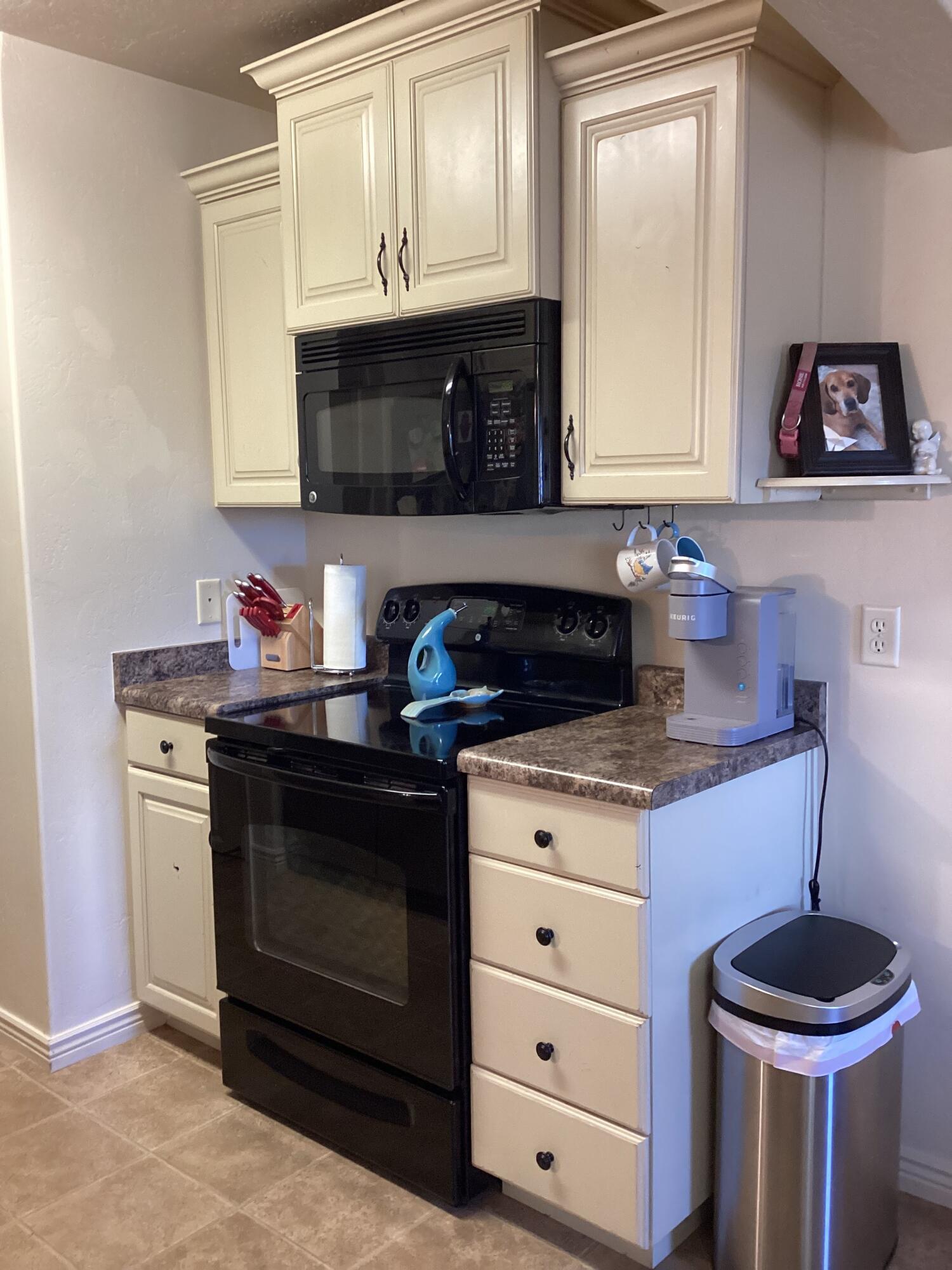 BLUFF VIEW TOWNHOMES - Residential