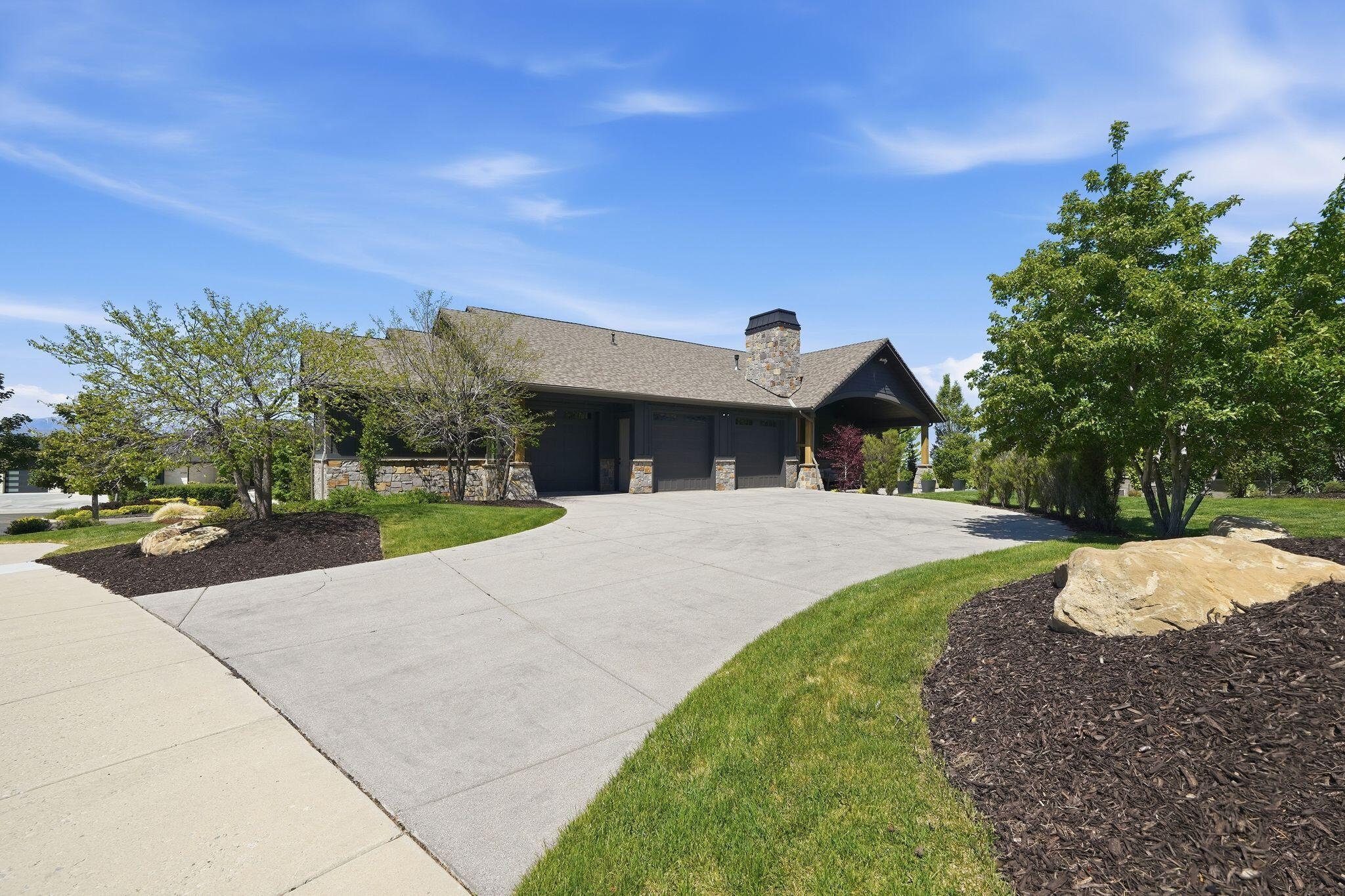 Draper, Utah, 84020, United States, 4 Bedrooms Bedrooms, ,5 BathroomsBathrooms,Residential,Active,2027803