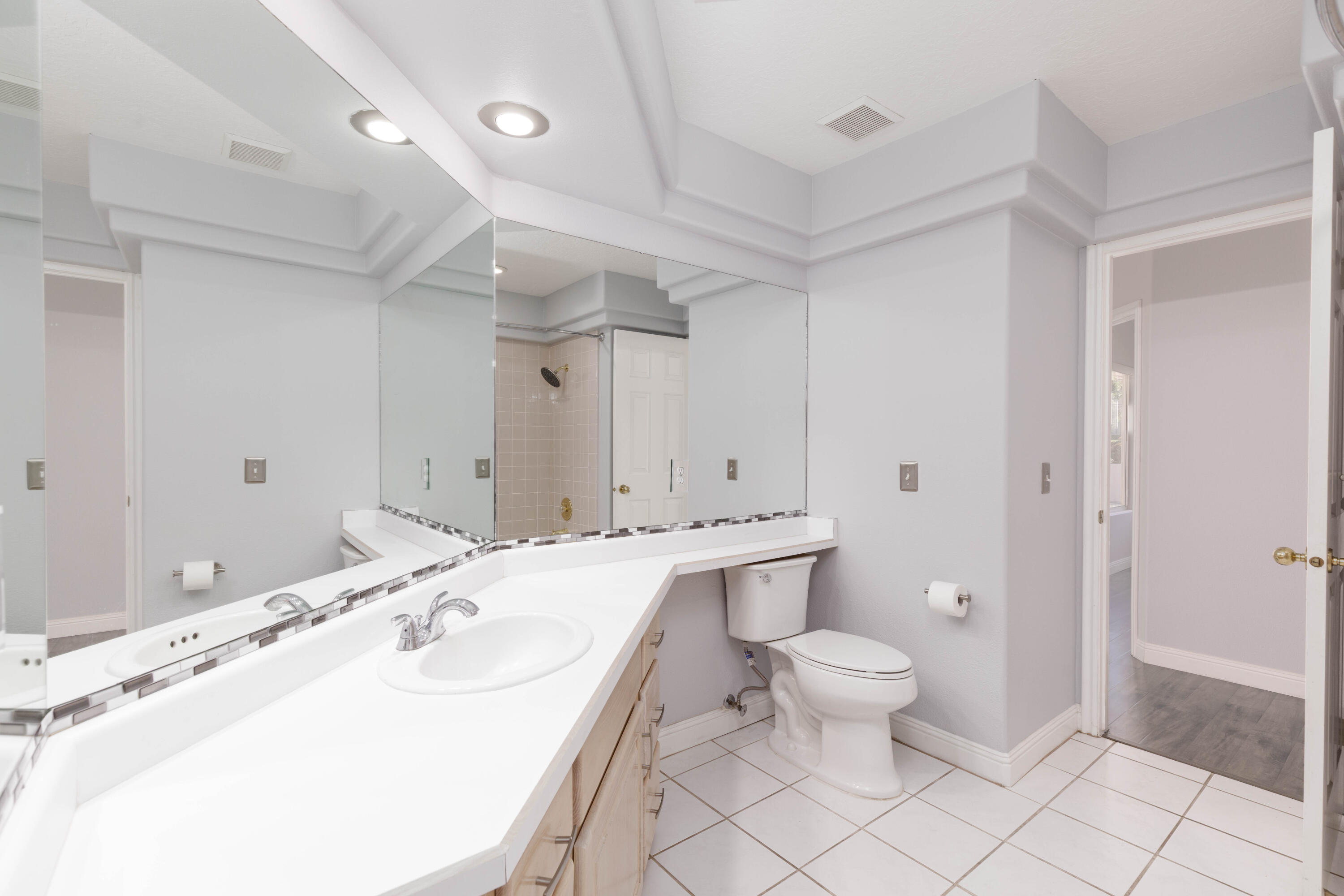 TAMARACK - Residential