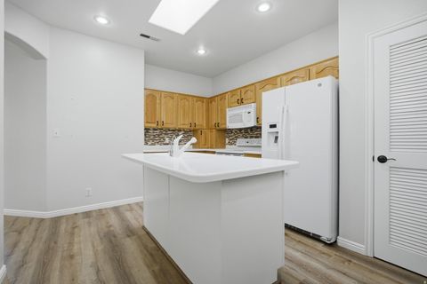 Tiny photo for 111 N TURNBURY LN, Washington, UT 84780 (MLS # 26-273355)