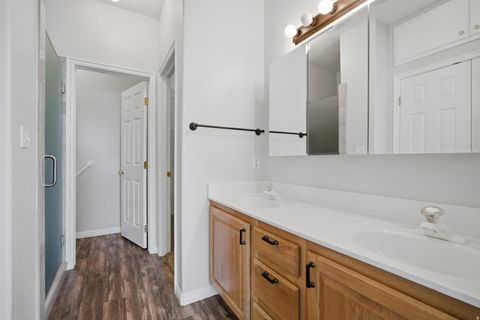 Tiny photo for 111 N TURNBURY LN, Washington, UT 84780 (MLS # 26-273355)