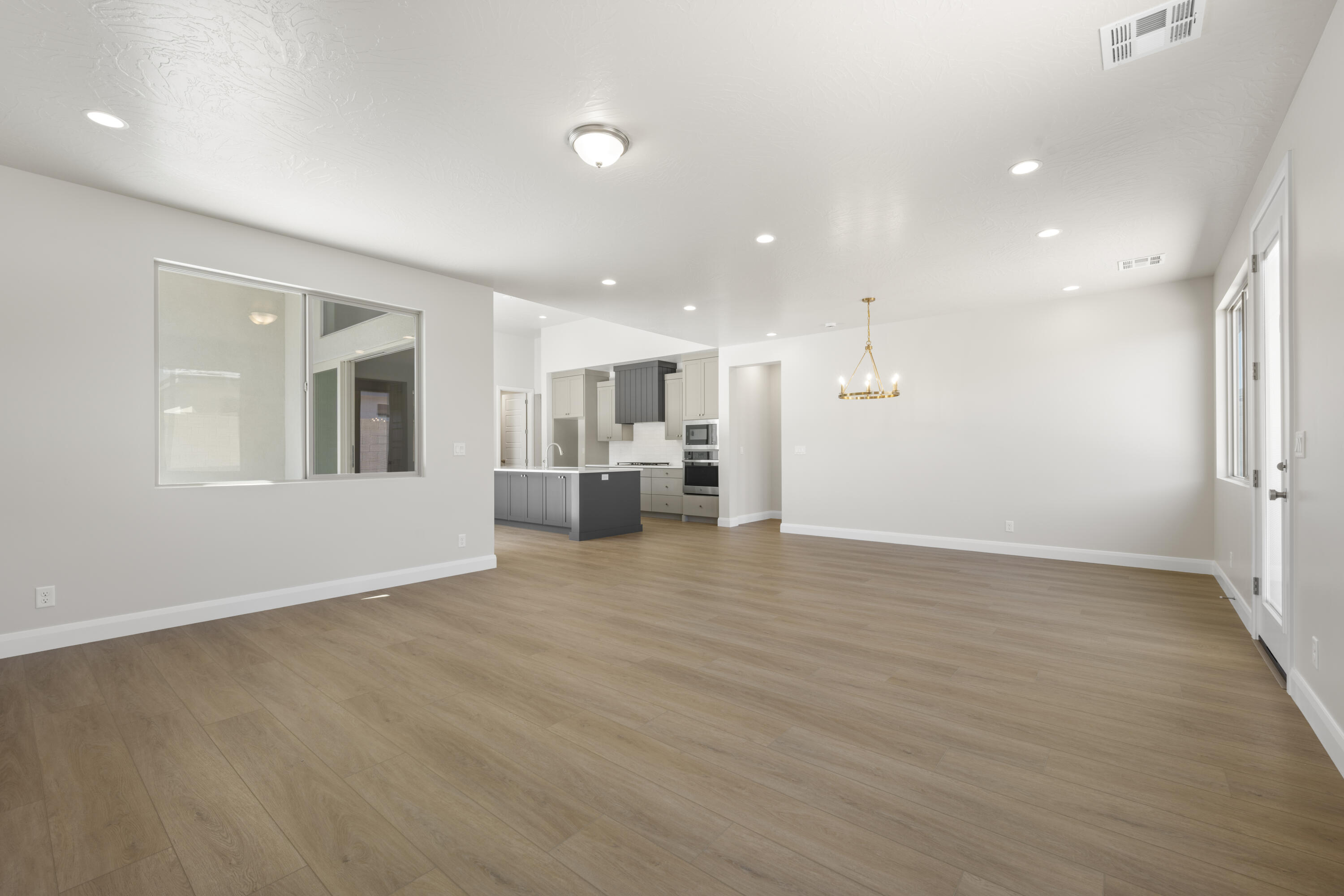 SOLIS AT CORAL CANYON - Residential