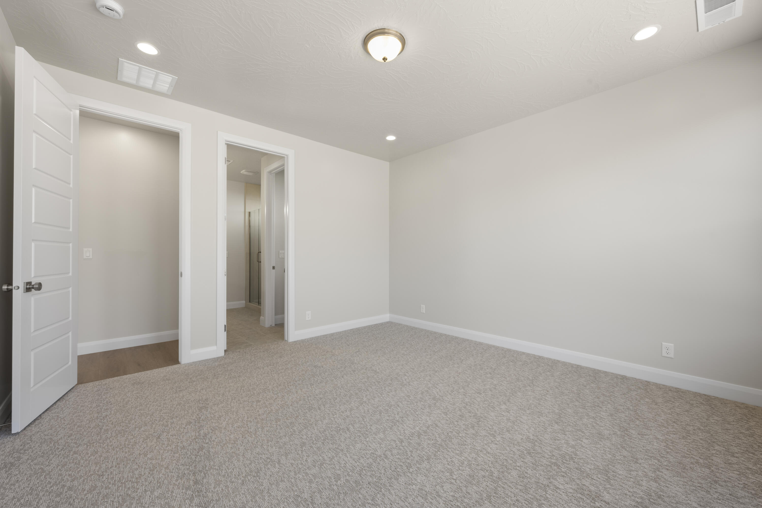 SOLIS AT CORAL CANYON - Residential