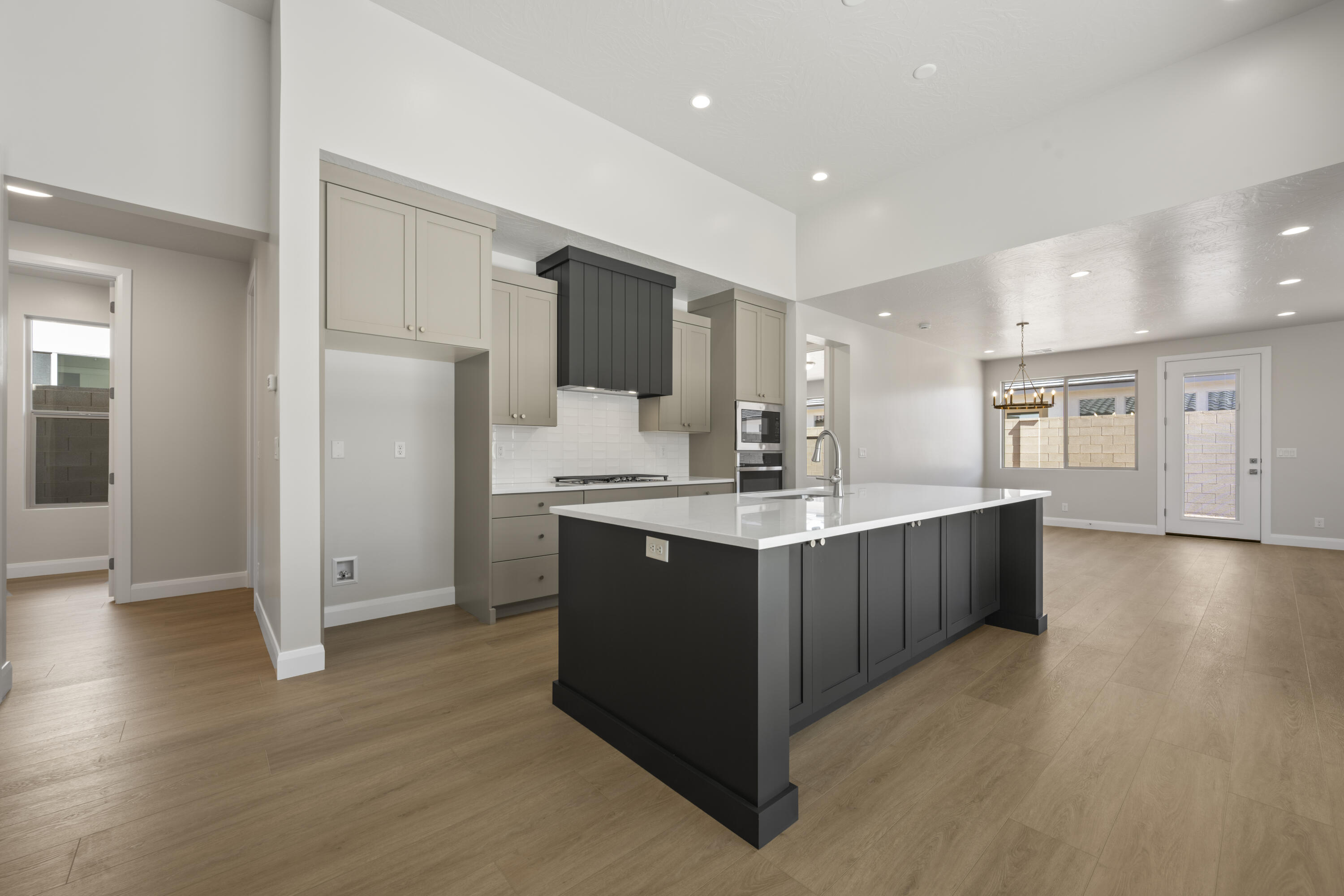 SOLIS AT CORAL CANYON - Residential