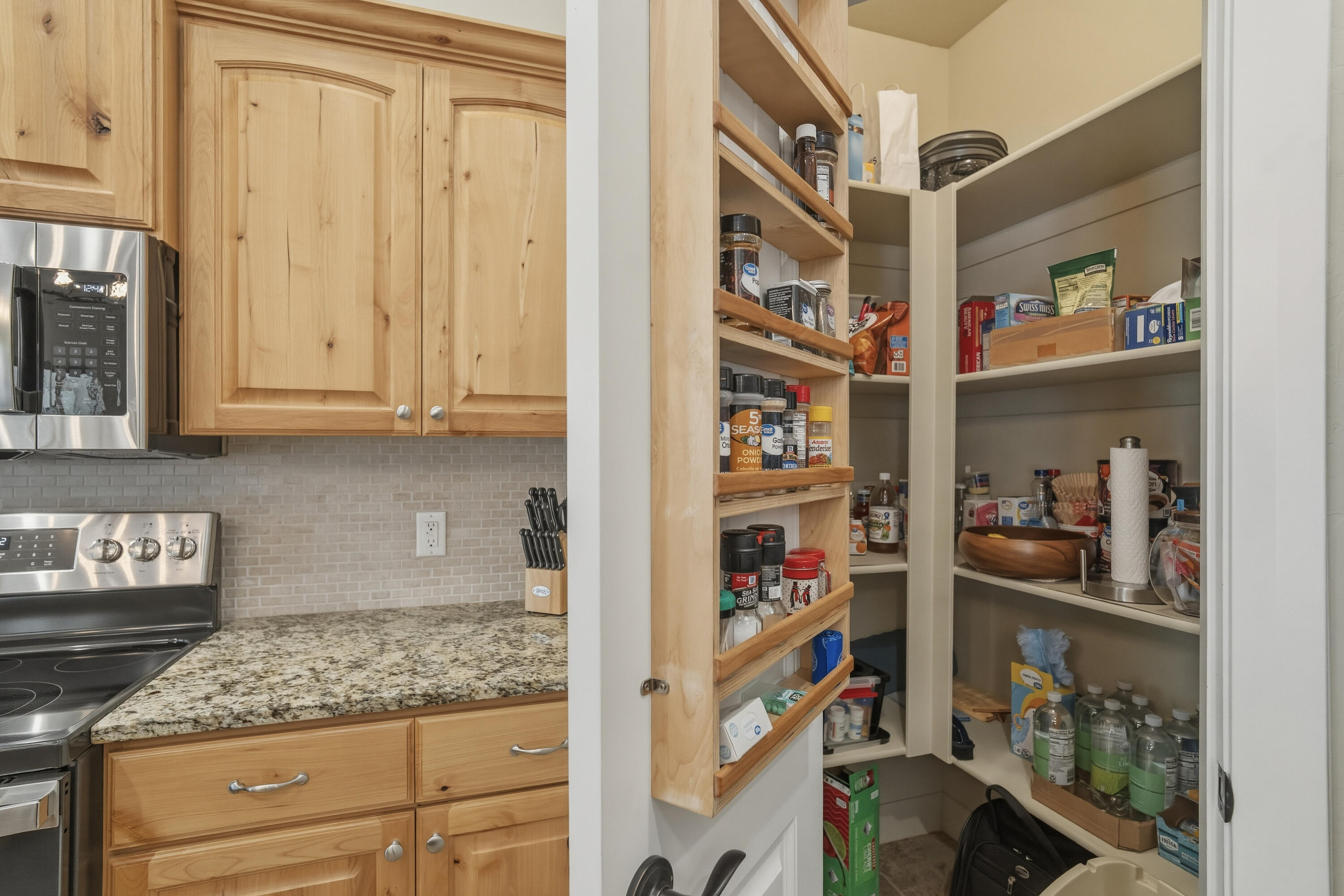 SHADOW SPRINGS - Residential