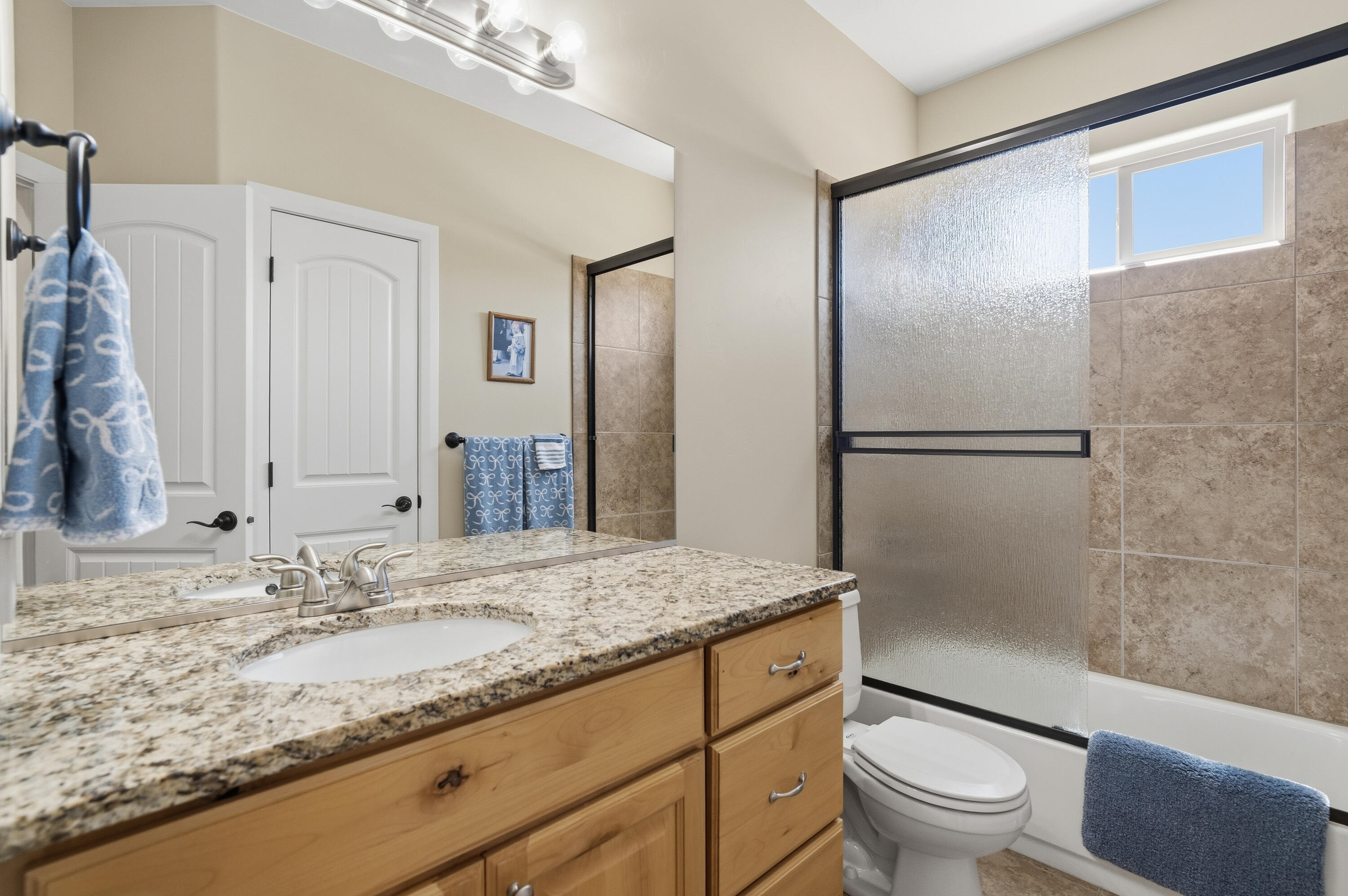 SHADOW SPRINGS - Residential